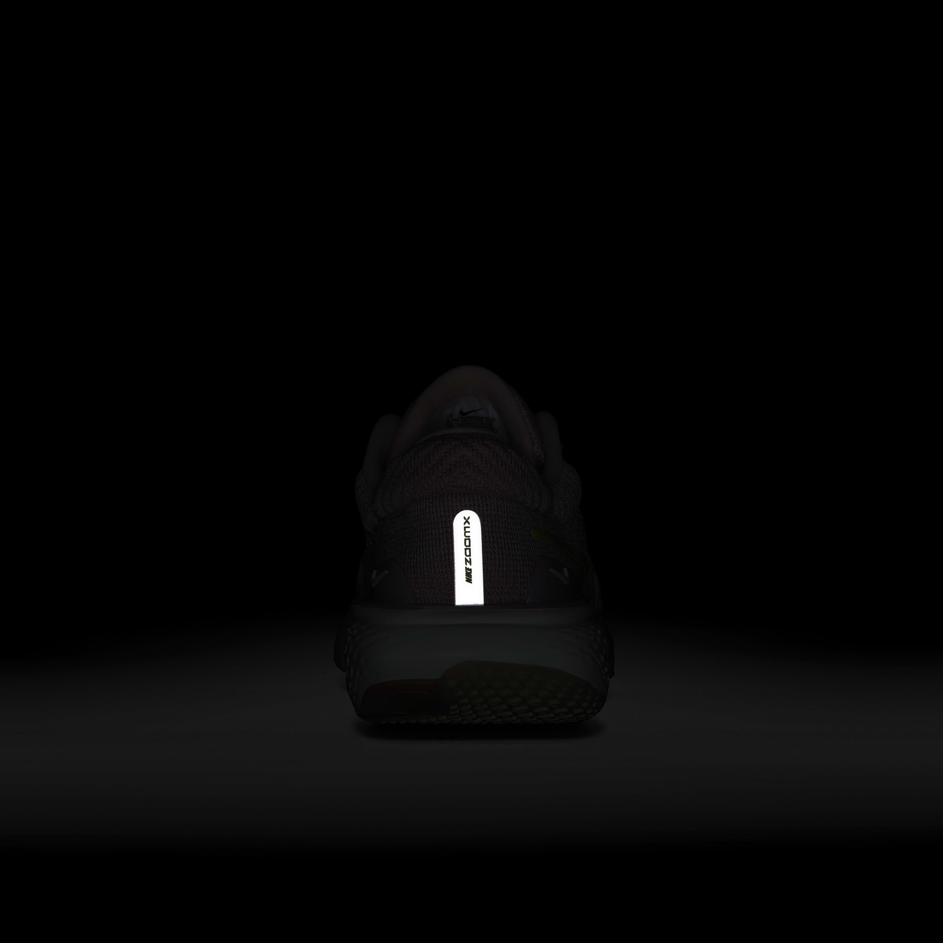 Nike Invincible 2 image number 9