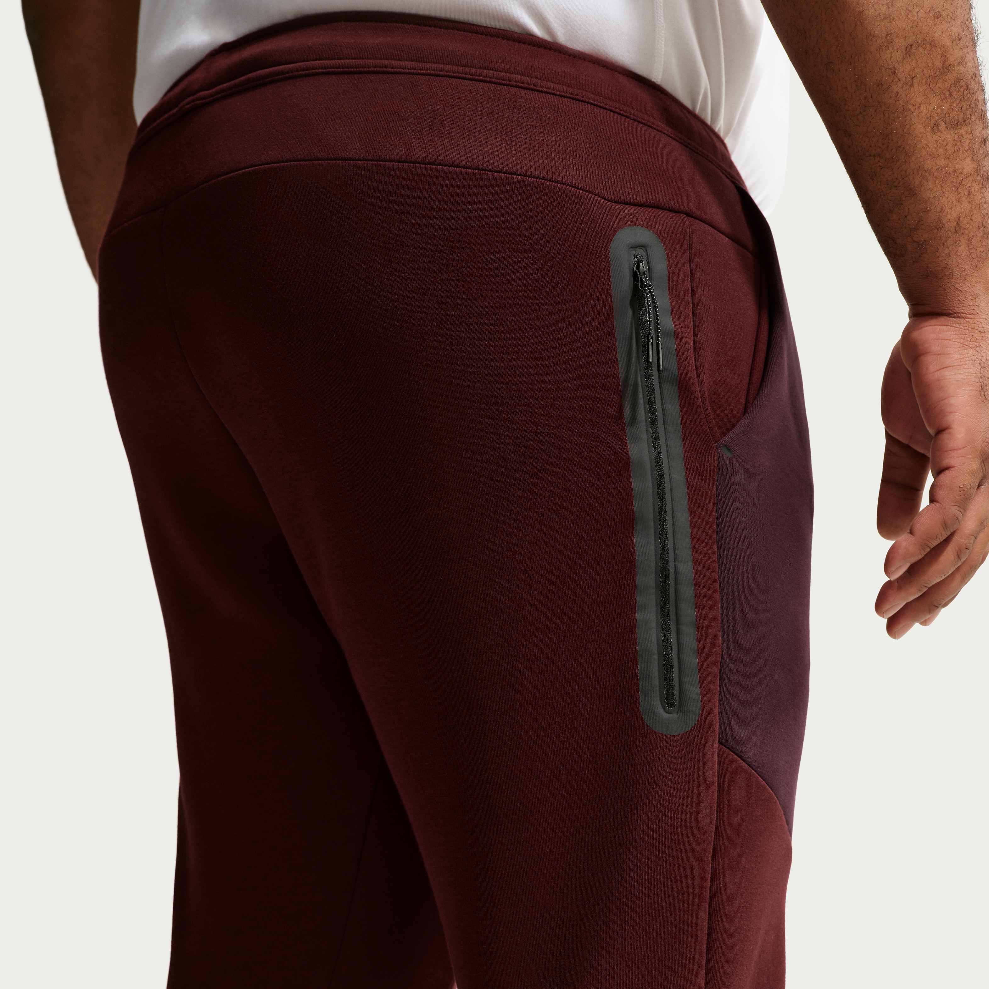 Nike Tech image number 7