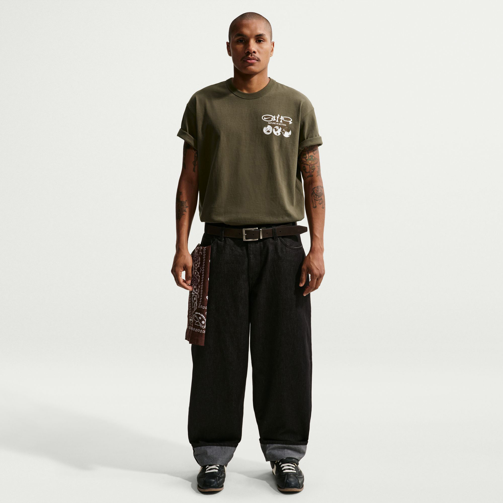 Nike Sportswear Premium Essentials image number 0