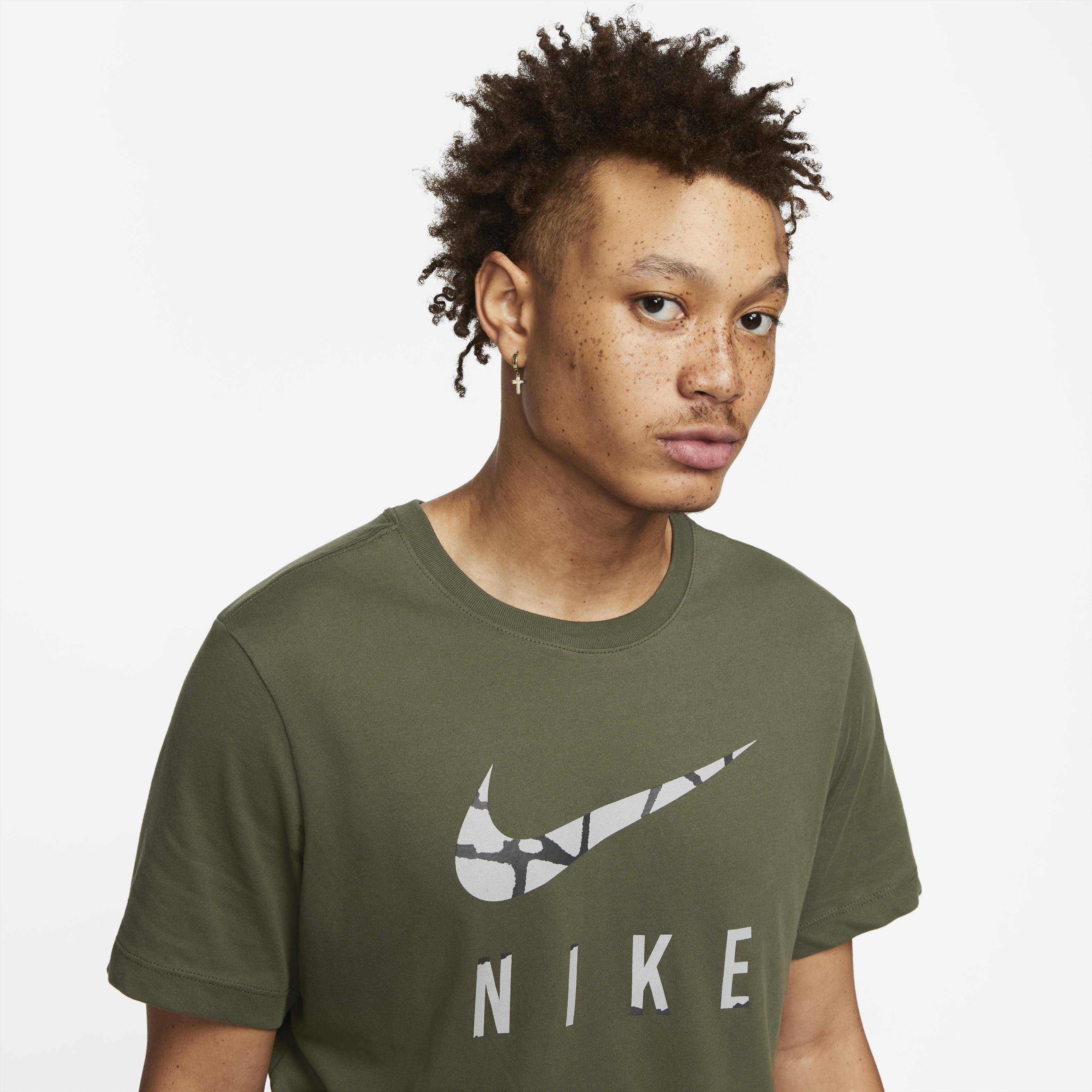 Nike Dri-FIT Run Division image number 2