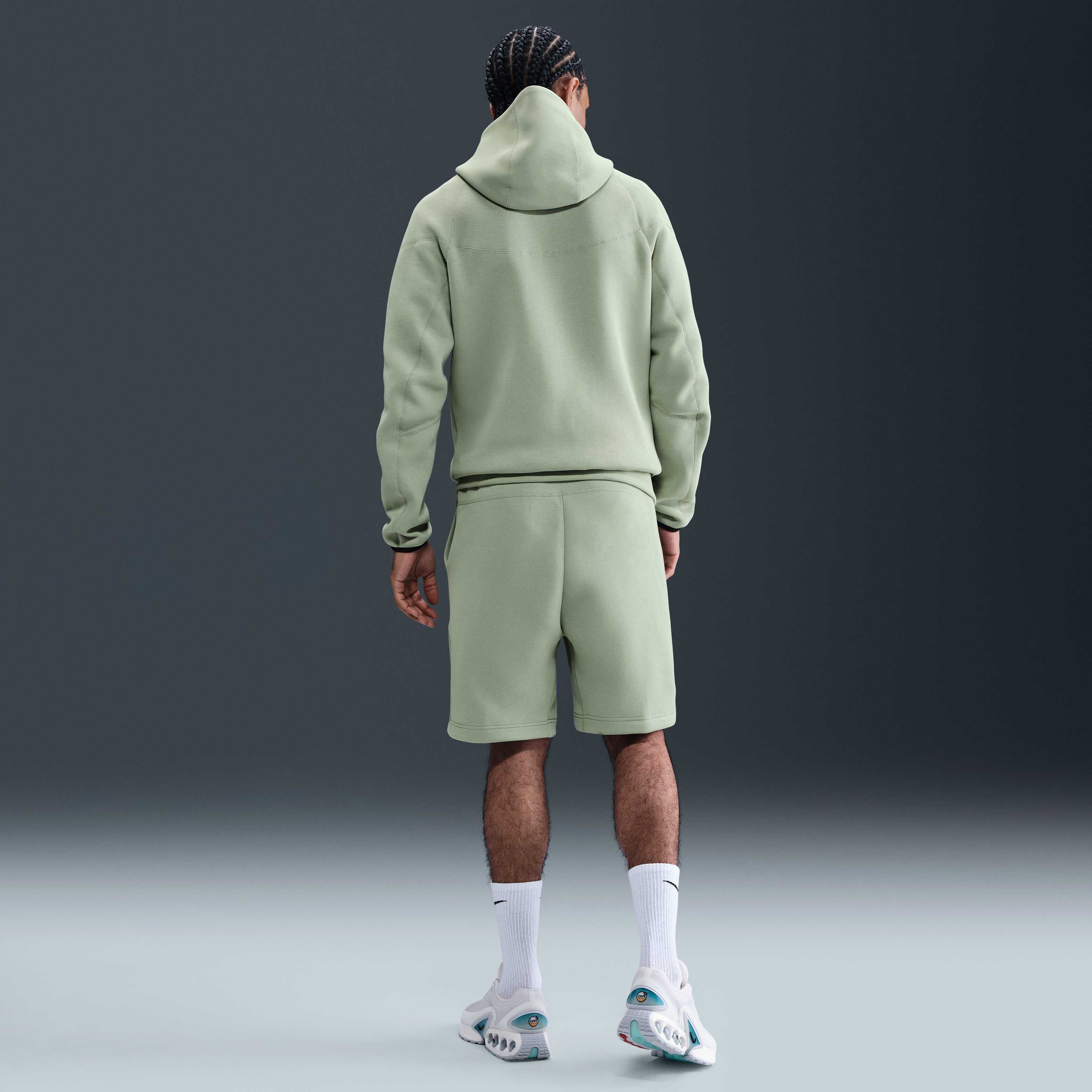 تشيلسي تيك image number 3