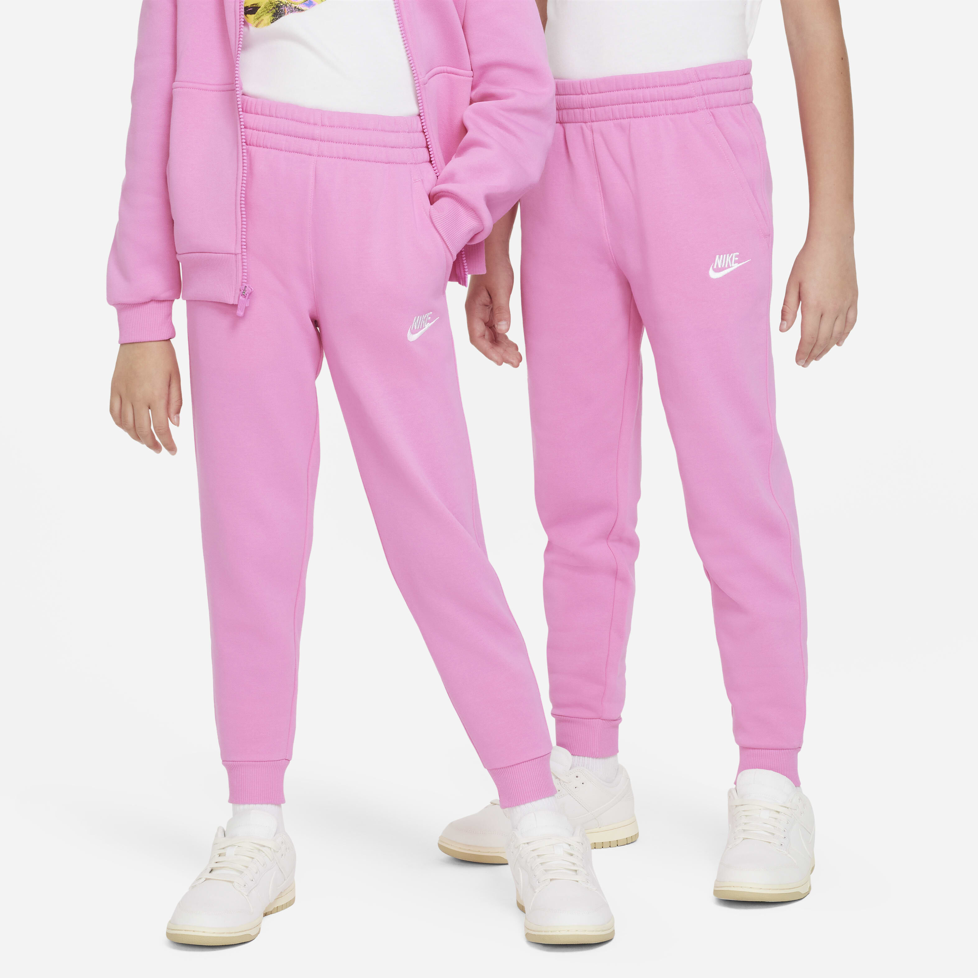 Nike club joggers kids hot sale