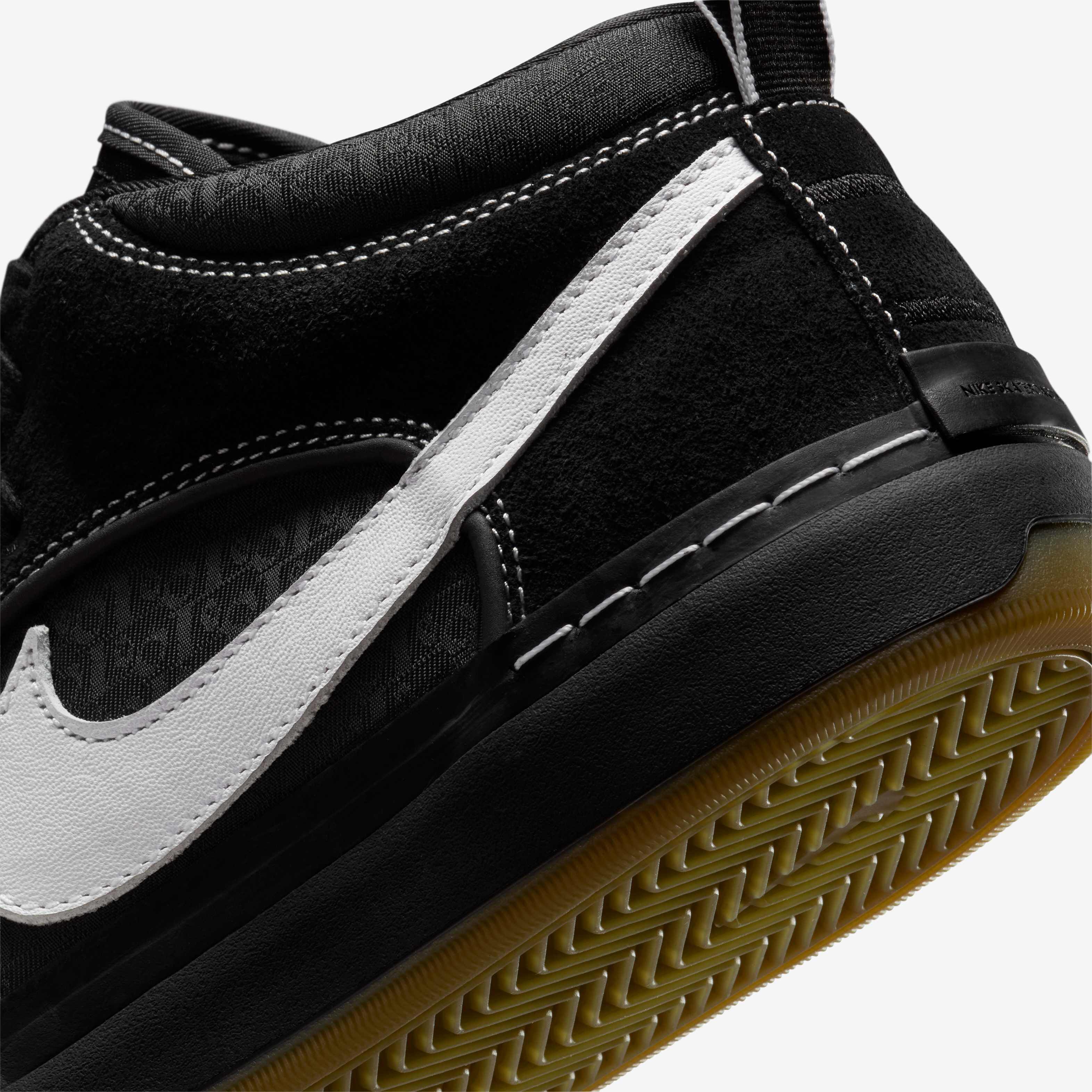 Nike SB React Leo image number 7