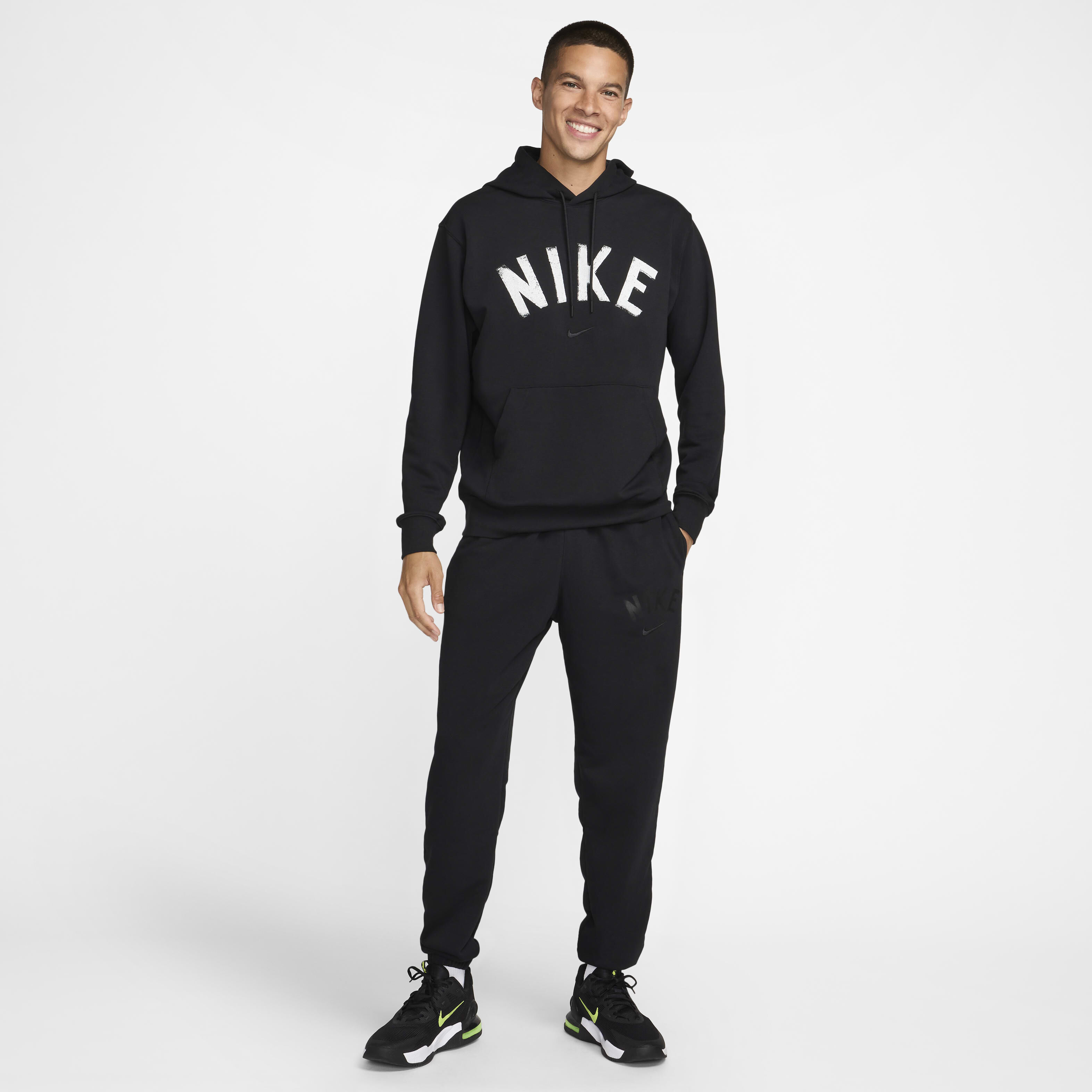 Buy Nike Swoosh Men s Dri FIT Fleece Fitness Joggers Nike UAE Official
