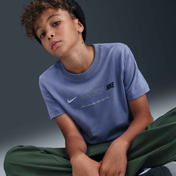 نايكي سبورتسوير image number 2 نايكي سبورتسوير image number 2