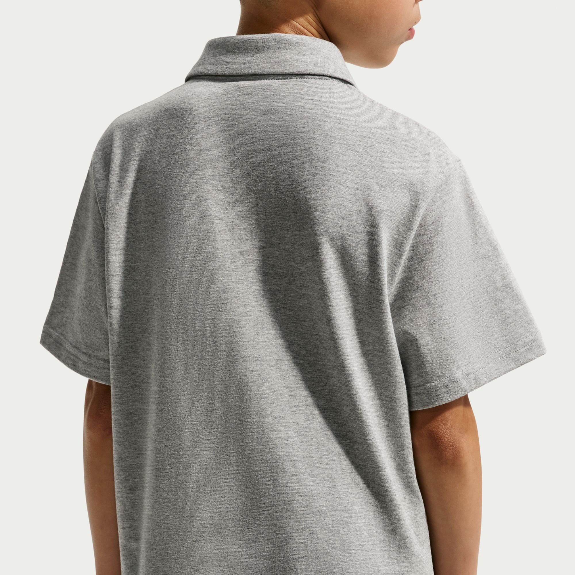 Nike Sportswear Club image number 4