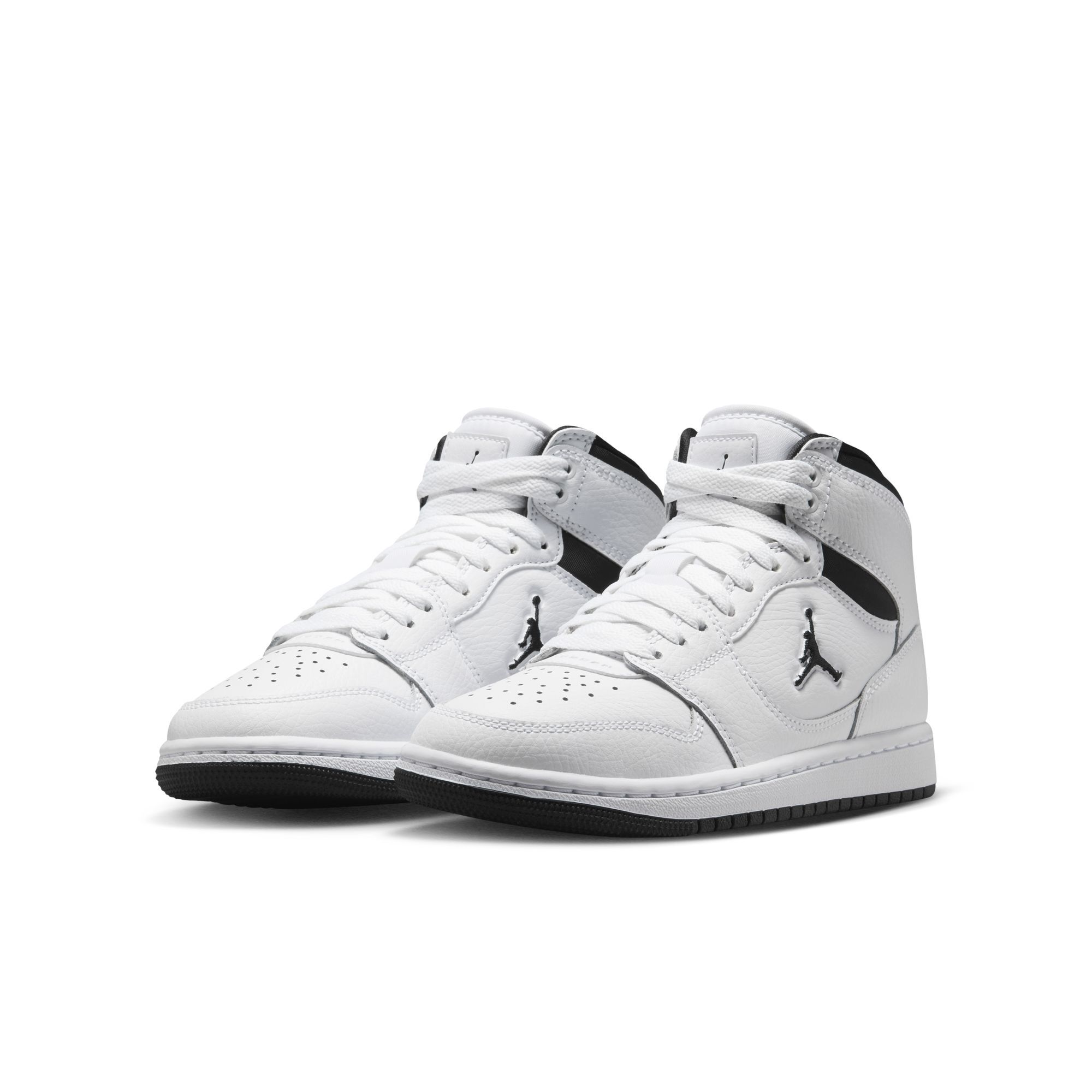 Jordan Court Connect Mid image number 2