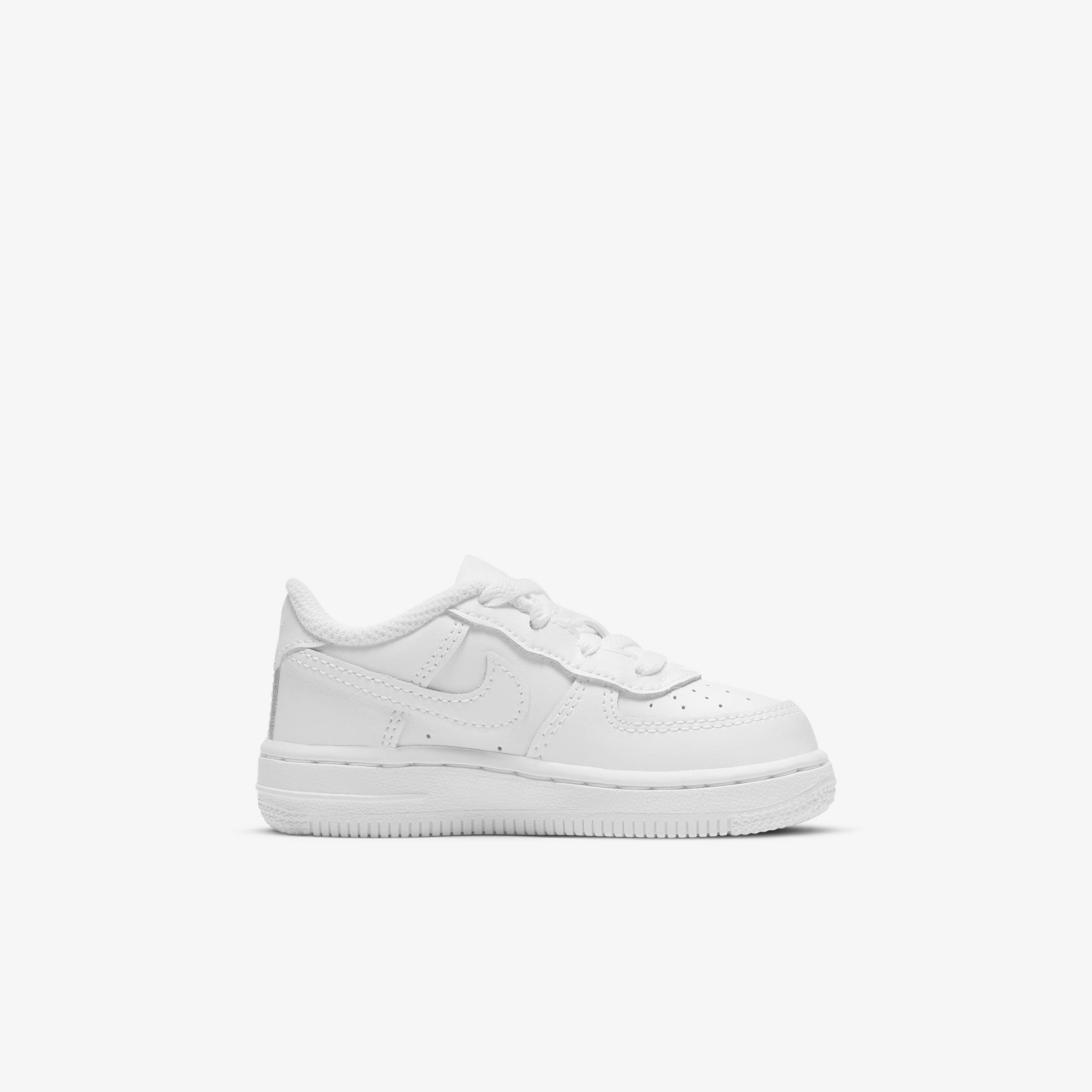 Nike Force 1 LE image number 2