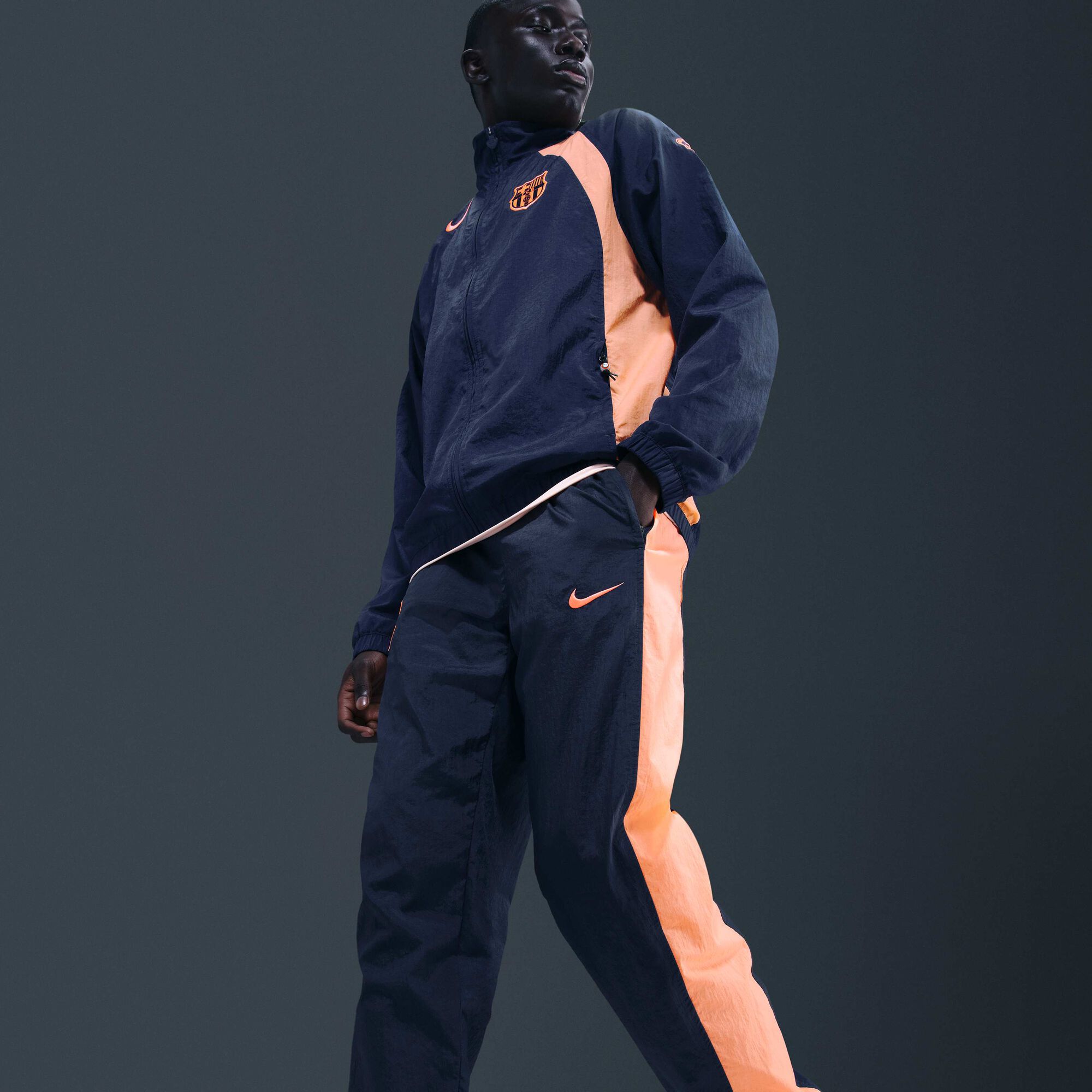 Zoom image