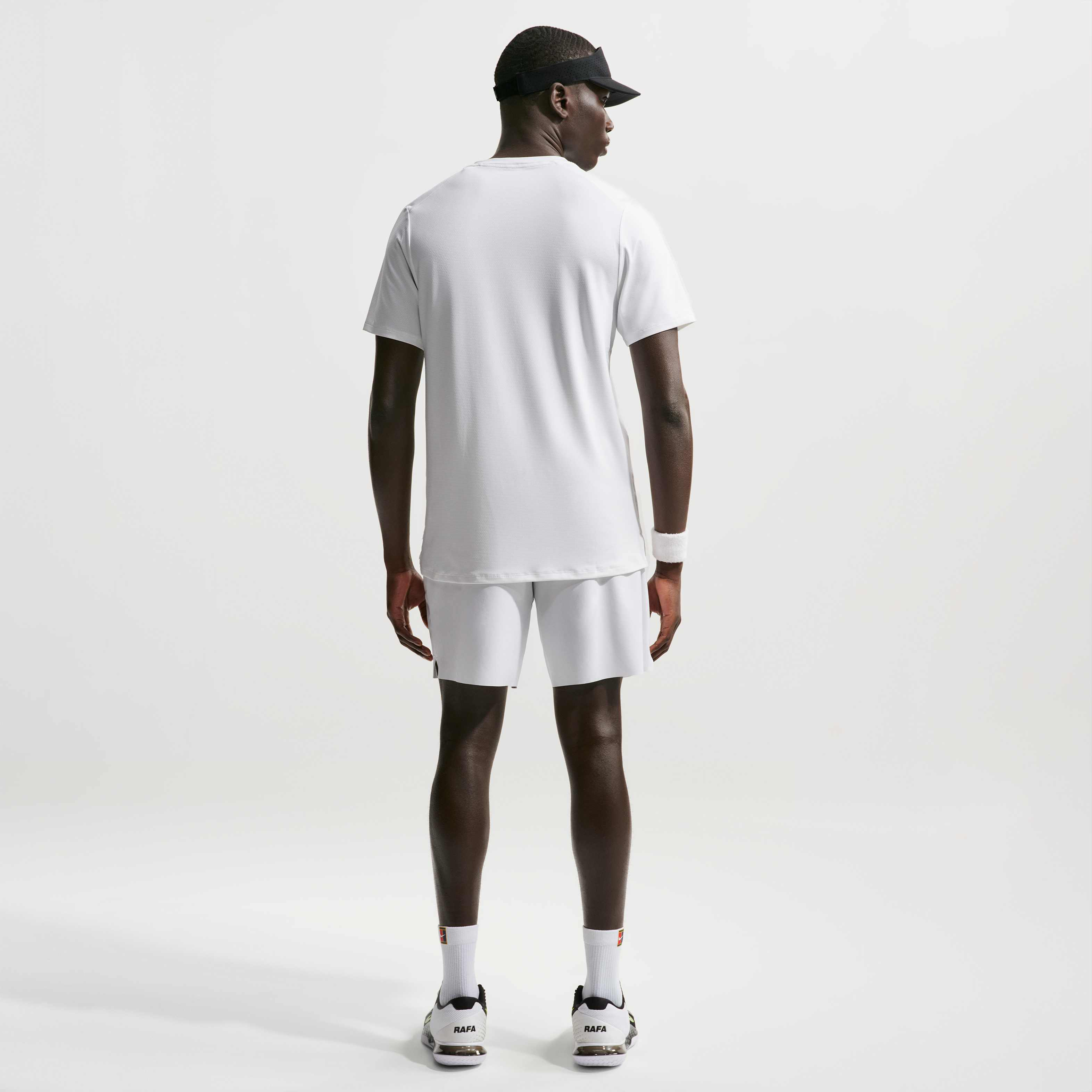 NikeCourt Advantage image number 4