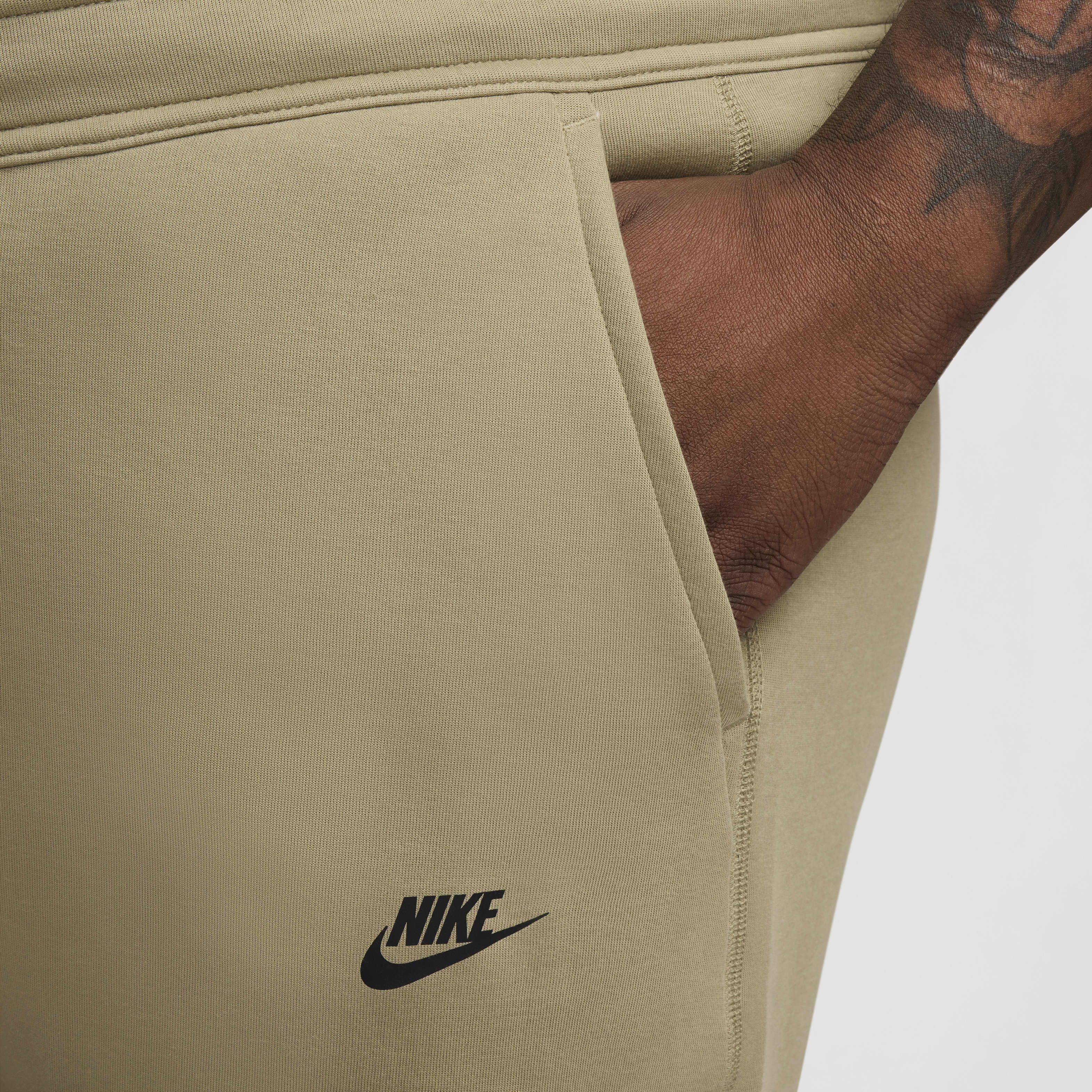 Nike Sportswear Tech Fleece image number 13