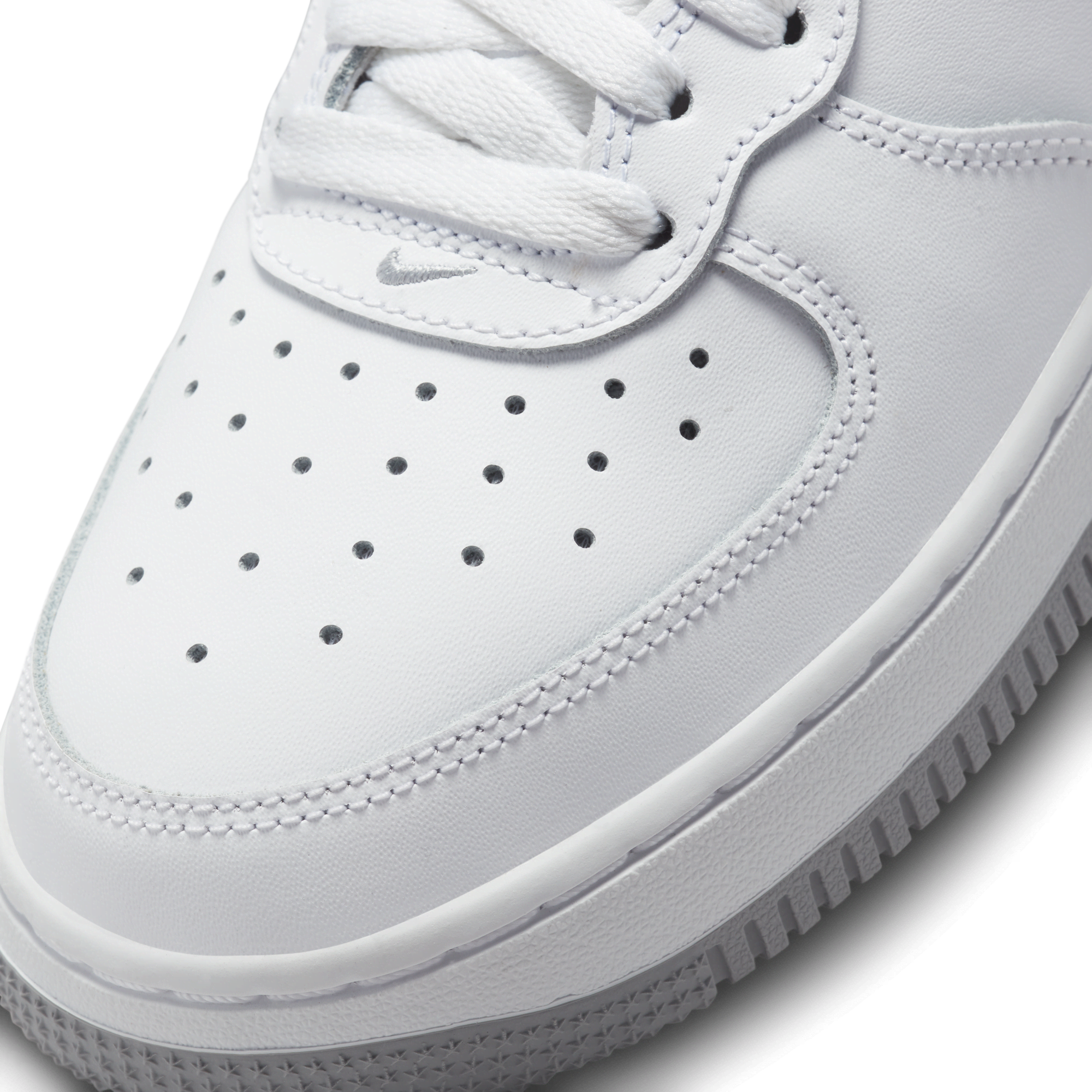 Shop Air Force 1 Mid LE Older Kids Shoe Nike UAE
