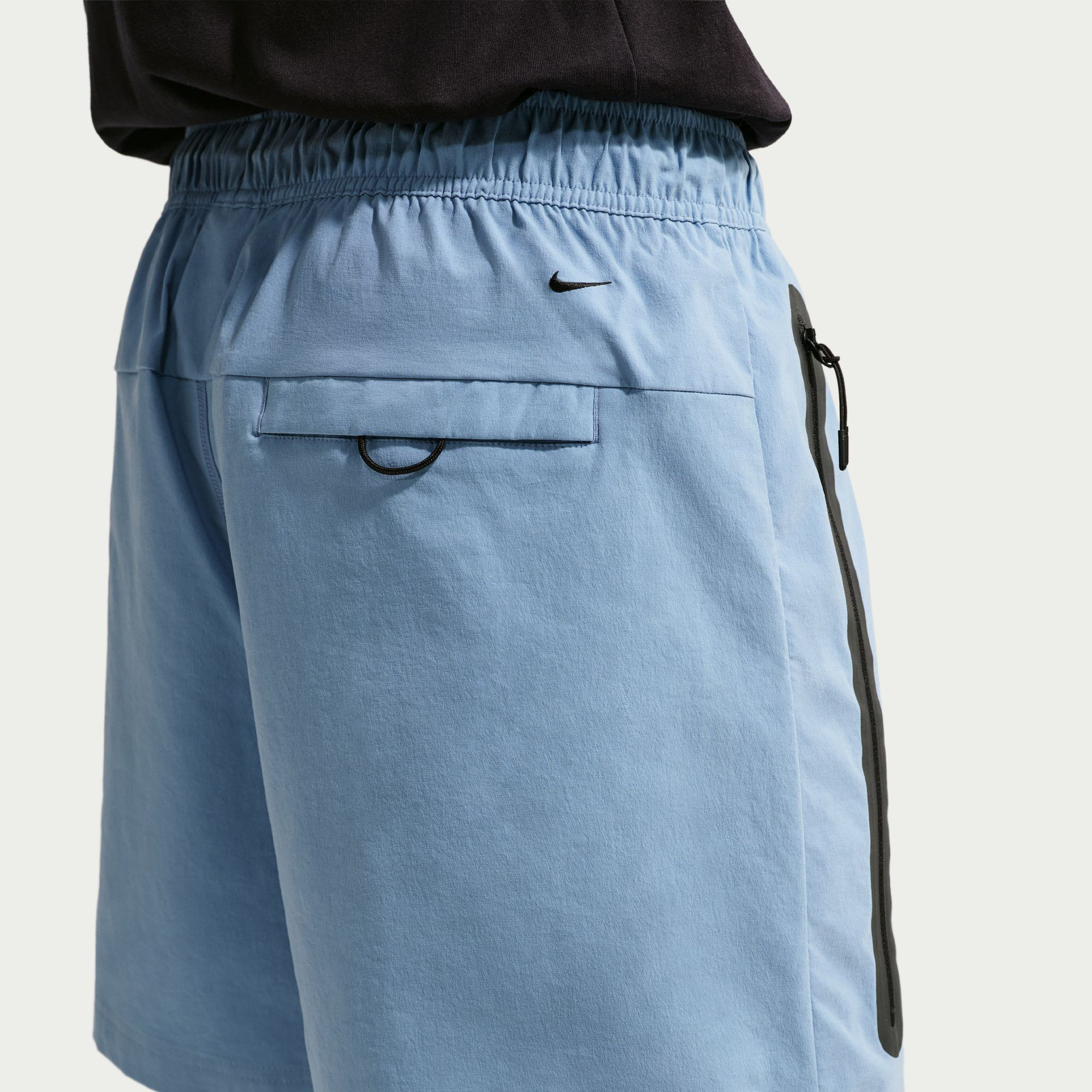 نايكي تك image number 5