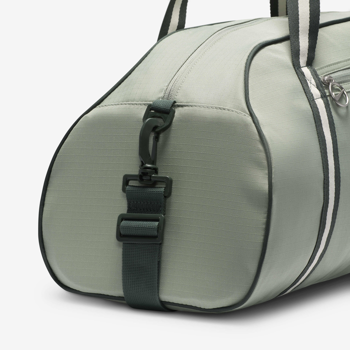 Nike Gym Club image number 8 Nike Gym Club image number 8