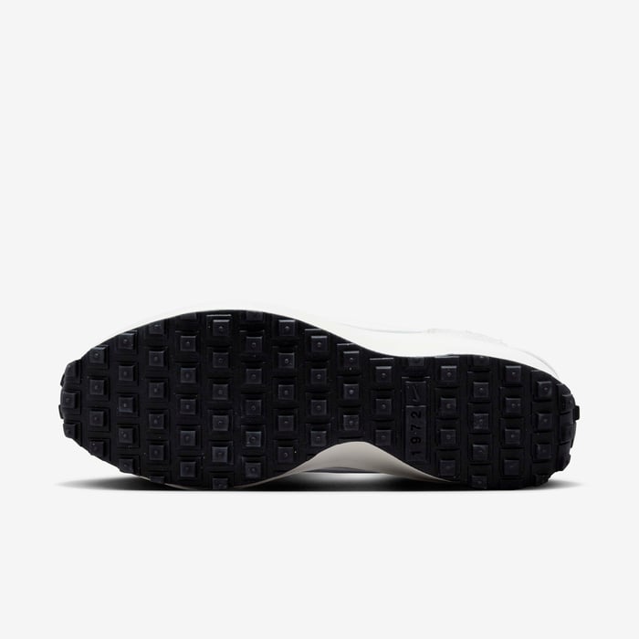 Nike Waffle Debut Vintage image number 1 Nike Waffle Debut Vintage image number 1