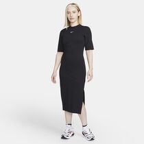 Nike Sportswear Essential