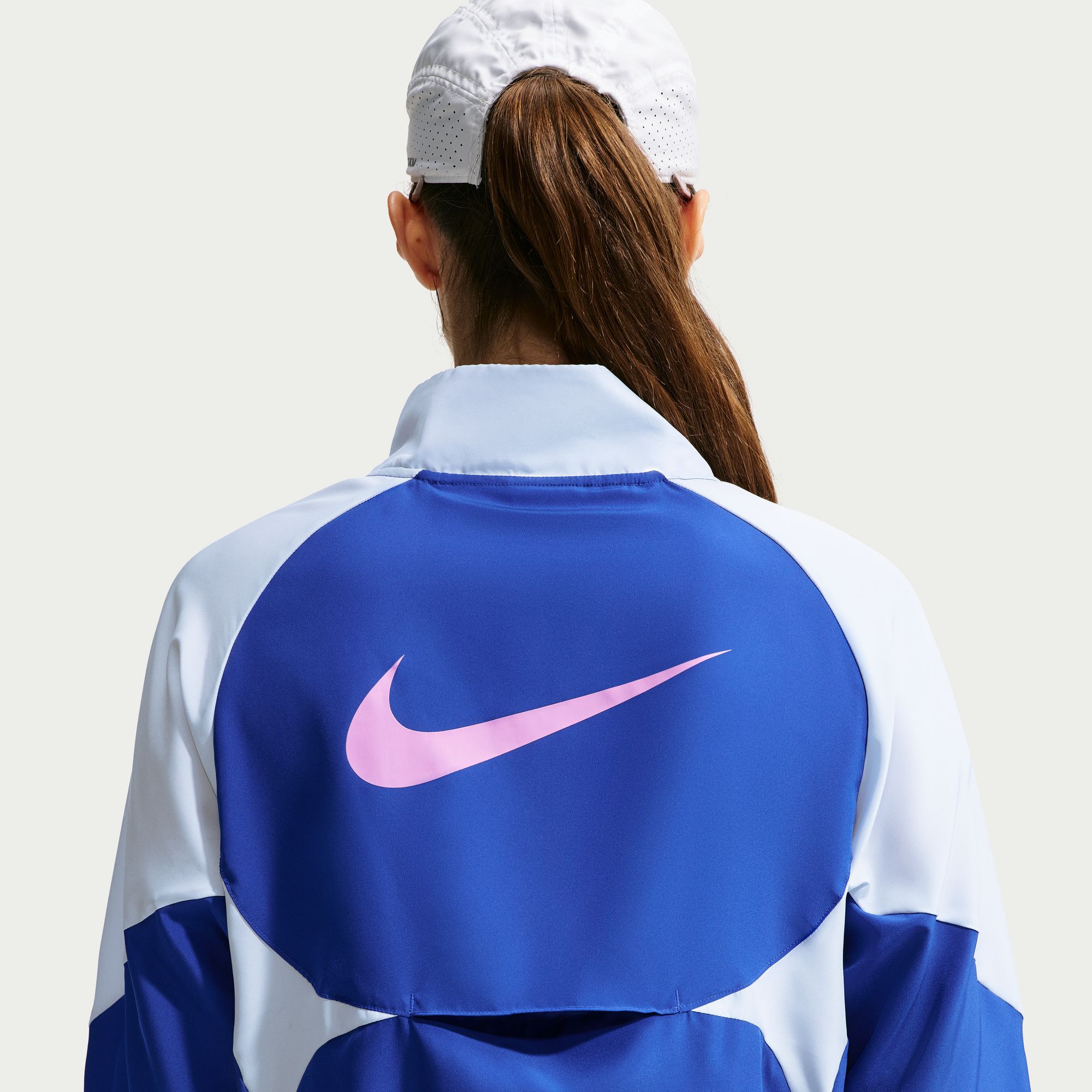 Nike Tempo Swoosh image number 3