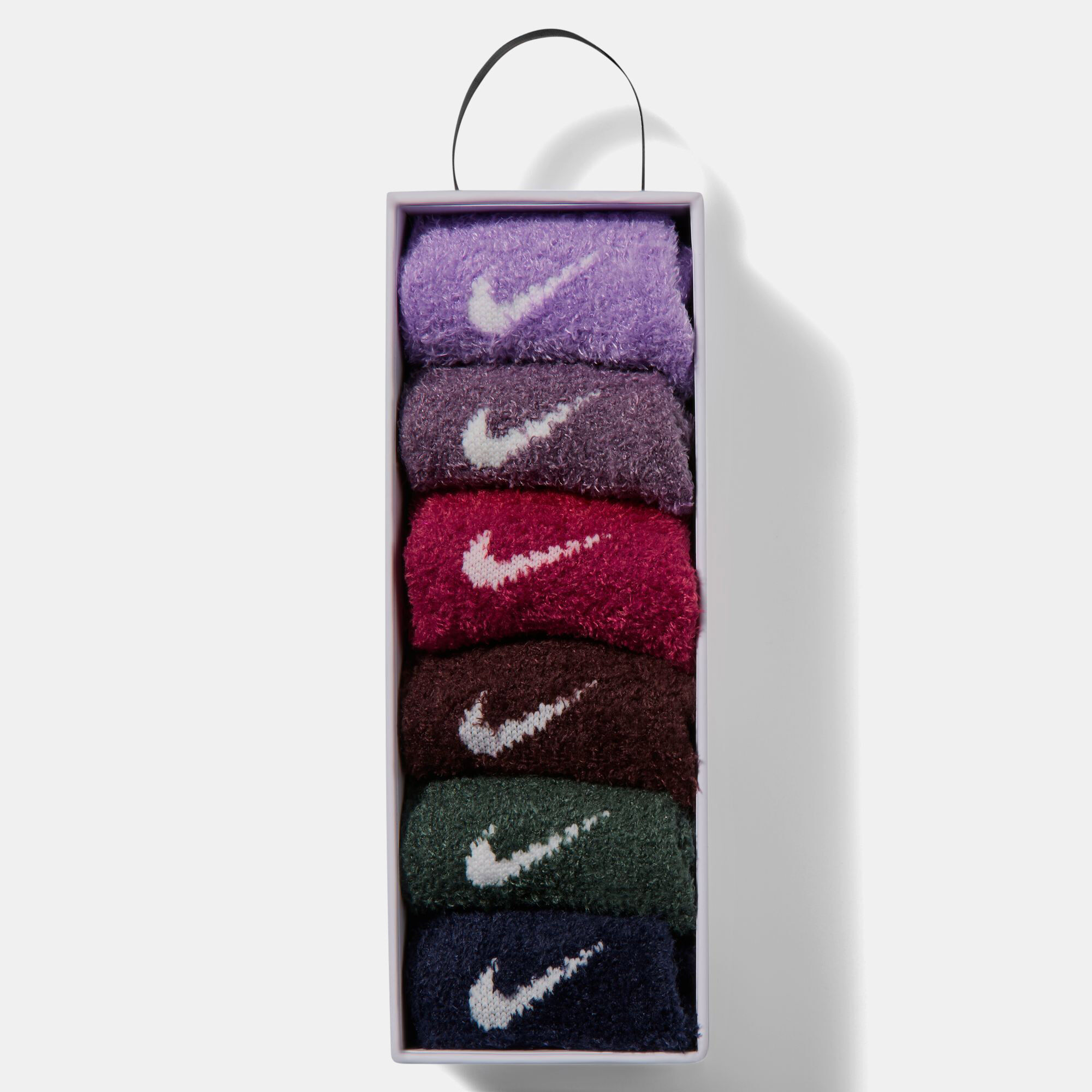 Nike image number 2