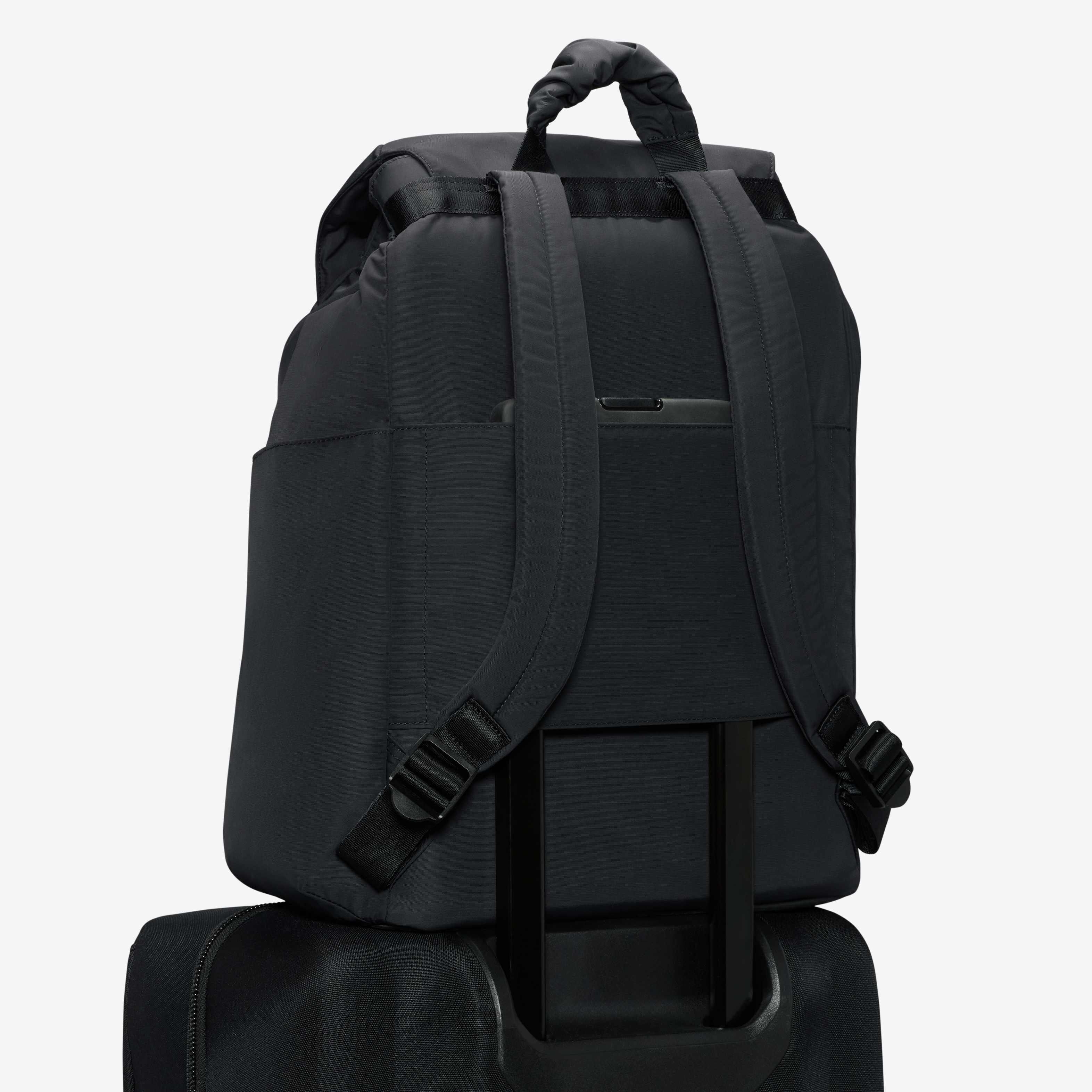 バックパック・リュック Nike One Women's Backpack 25L Nike One Backpack (25L). Nike ID