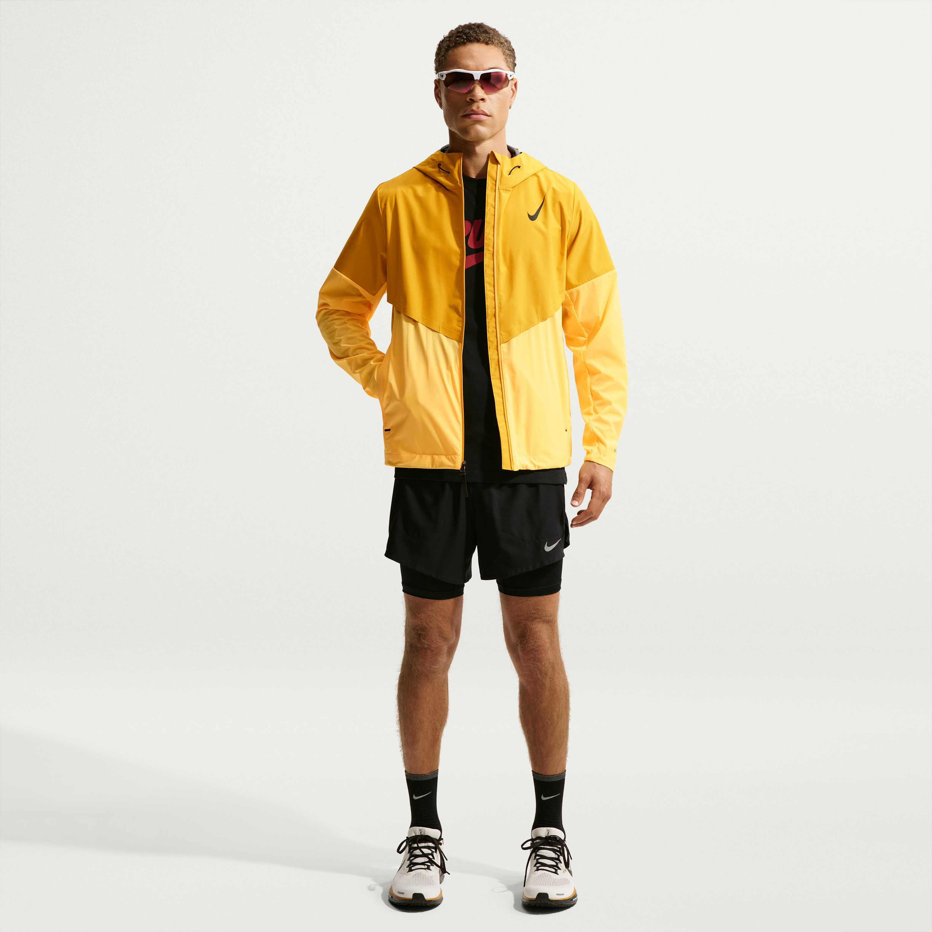 Nike AeroSwift image number 3