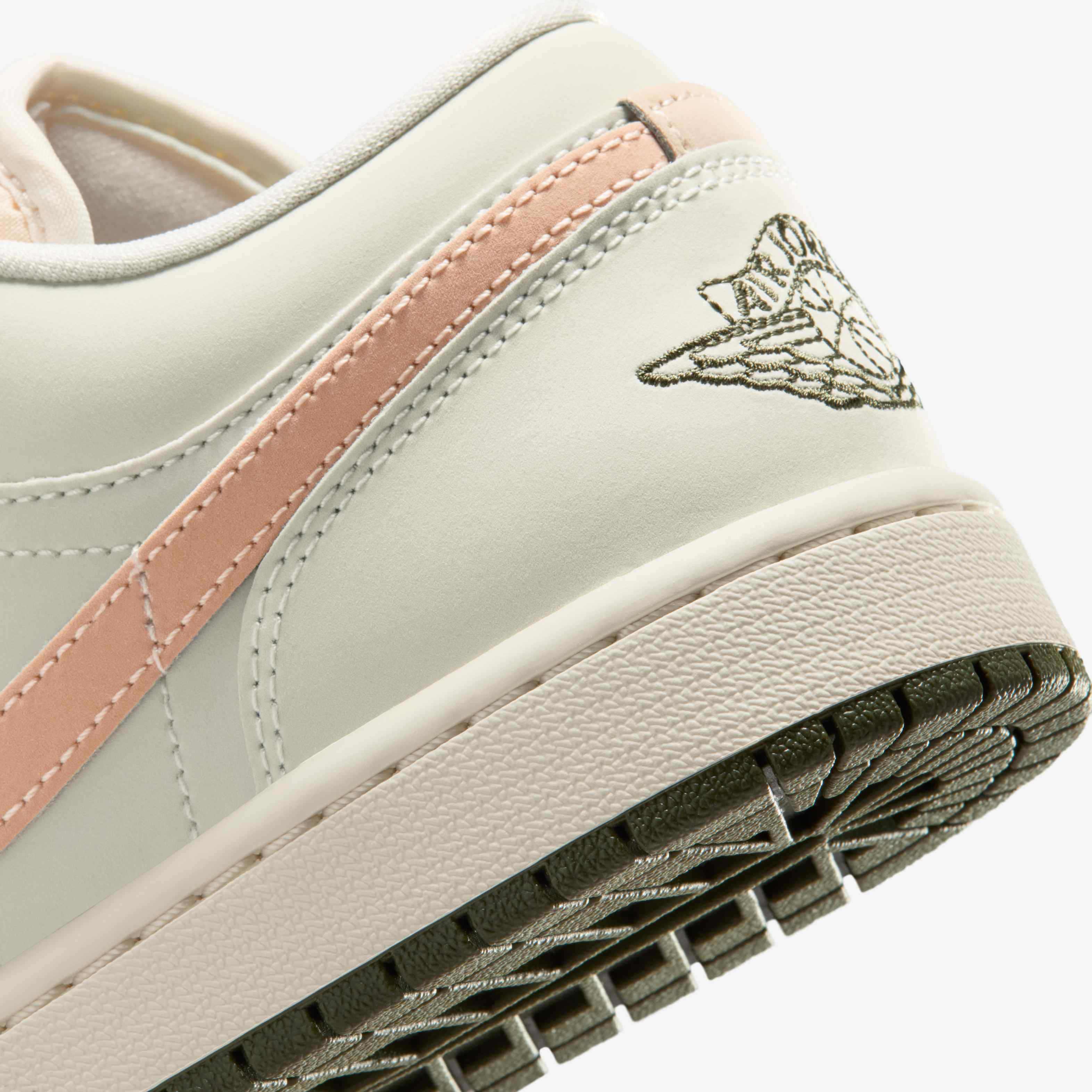 Air Jordan 1 Low image number 7