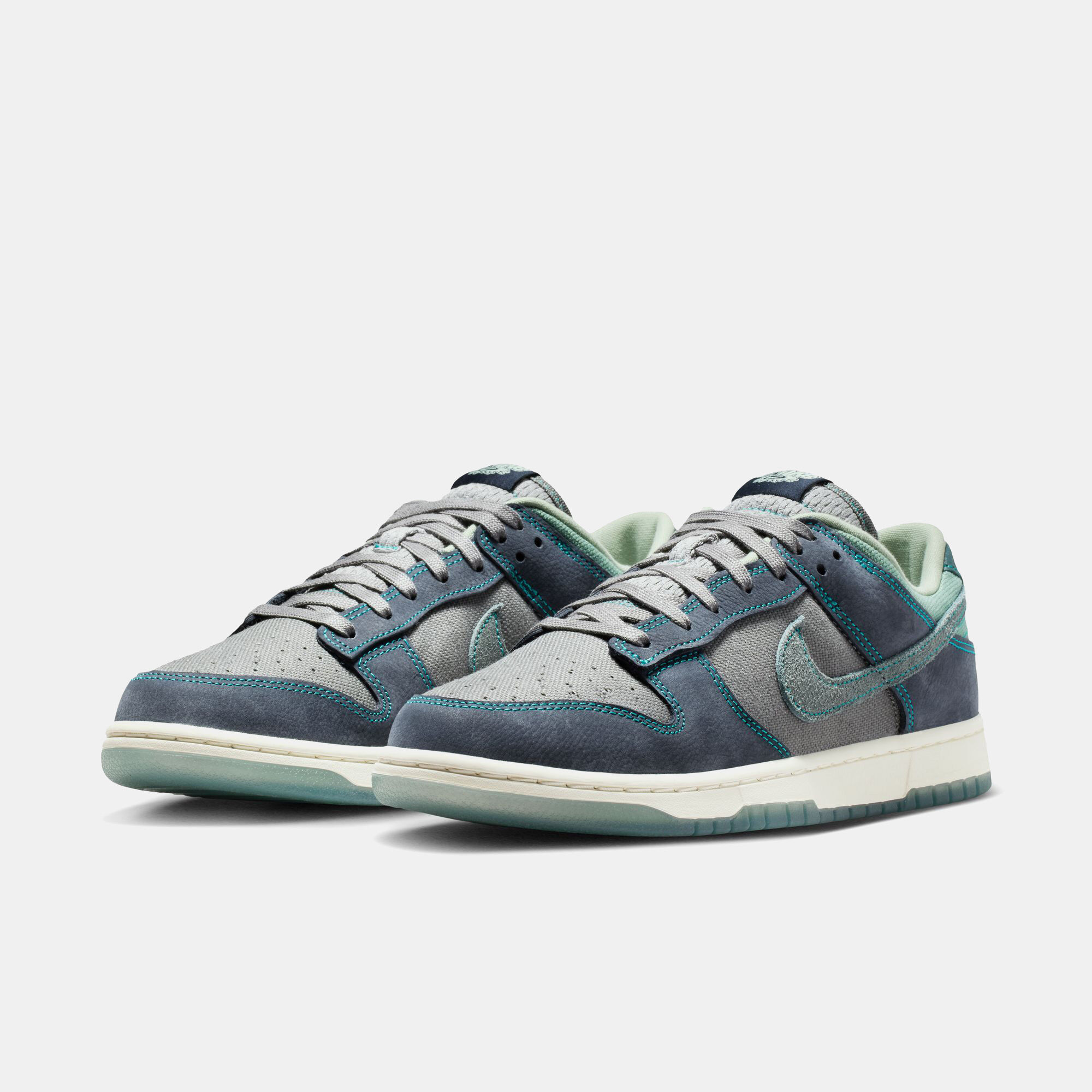 Nike Dunk Low Retro SE image number 2