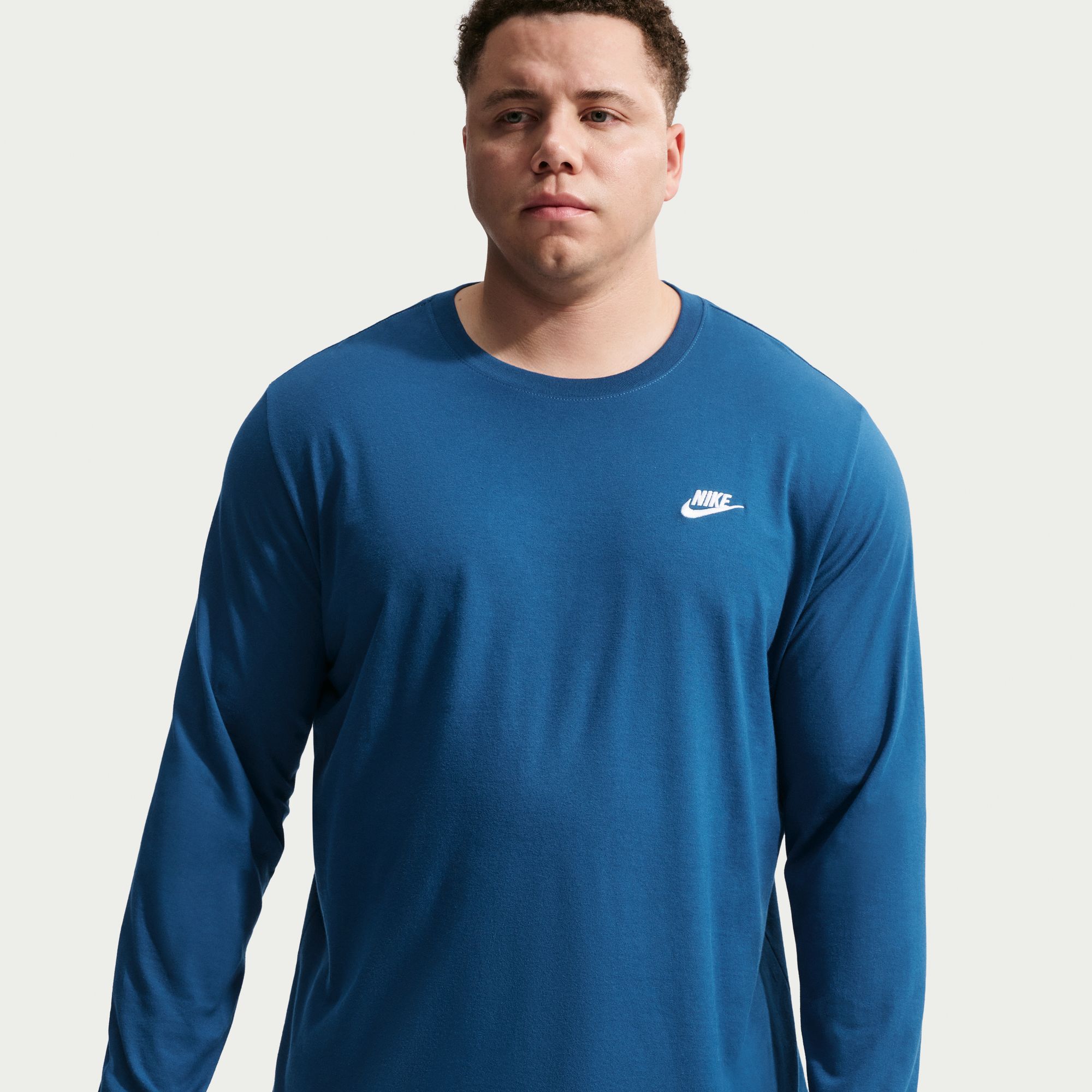 Nike Sportswear Club image number 5