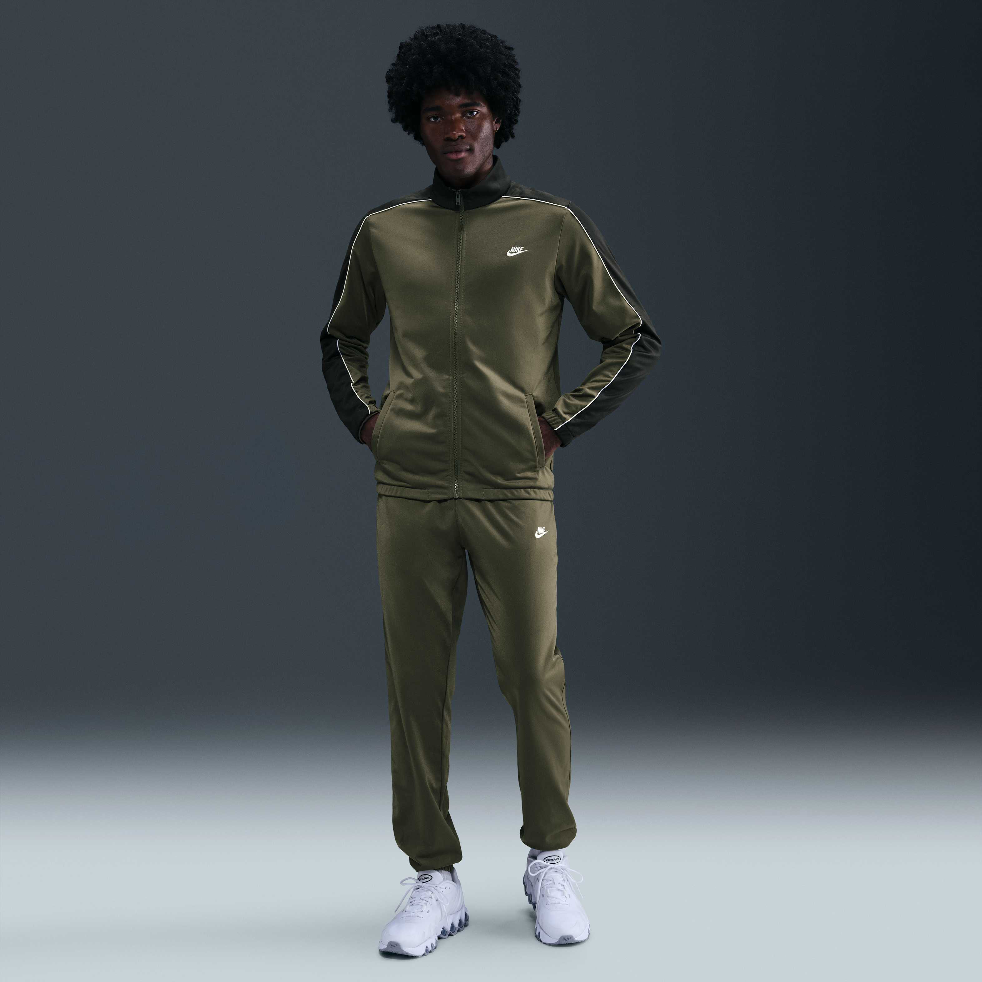 Nike Sportswear Club image number 0