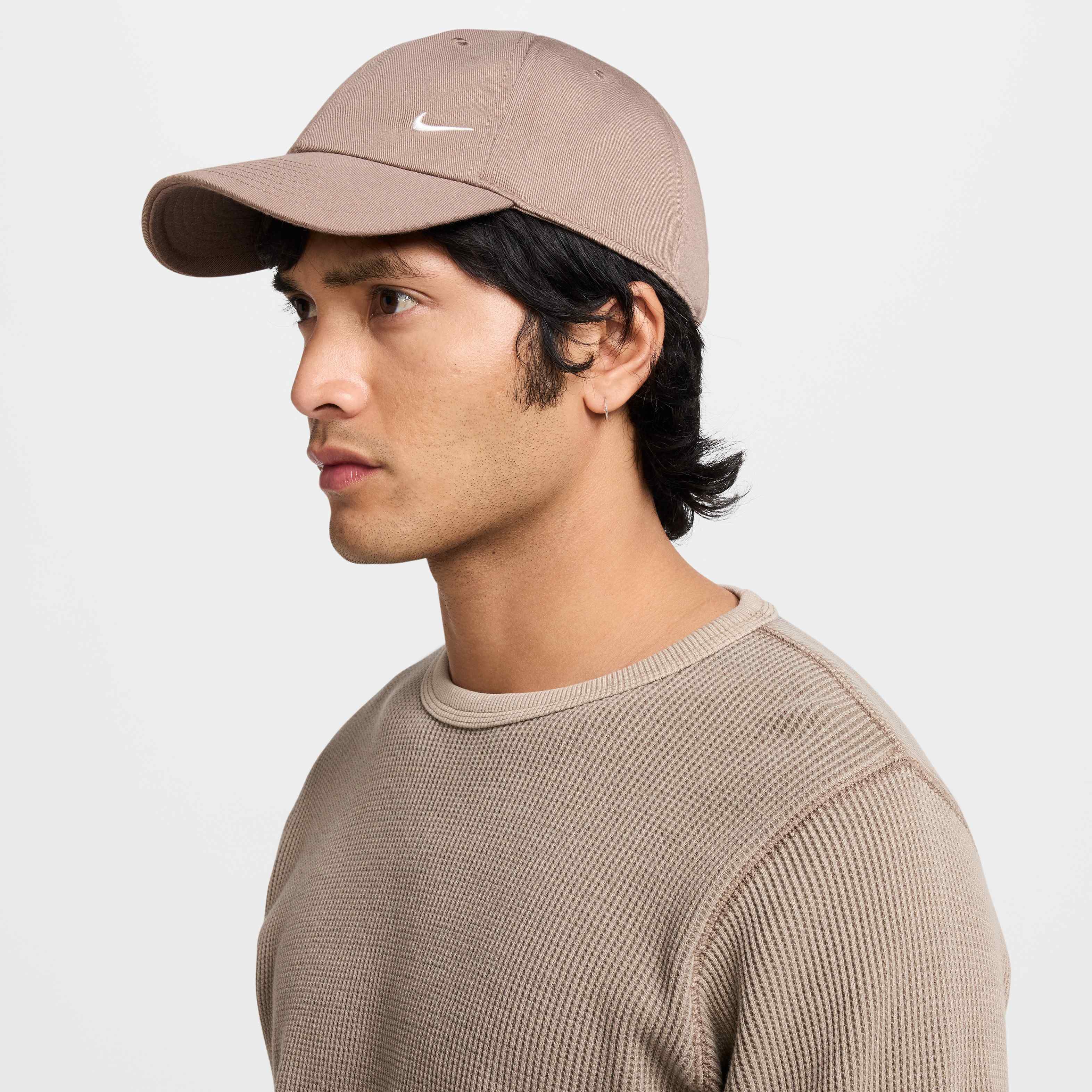 Nike Club image number 3