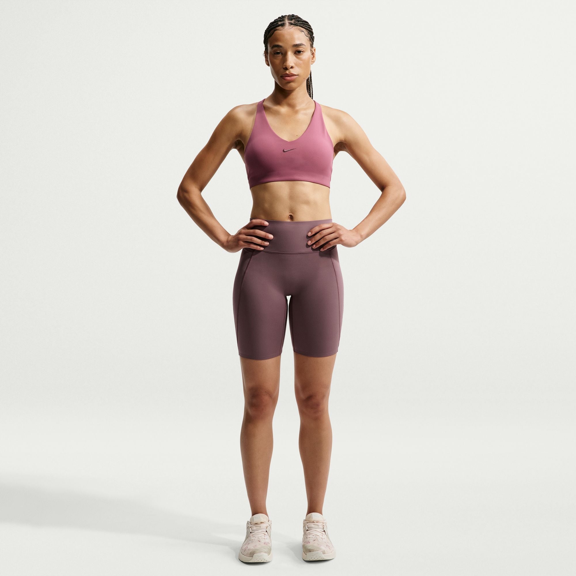 Nike Universa image number 0