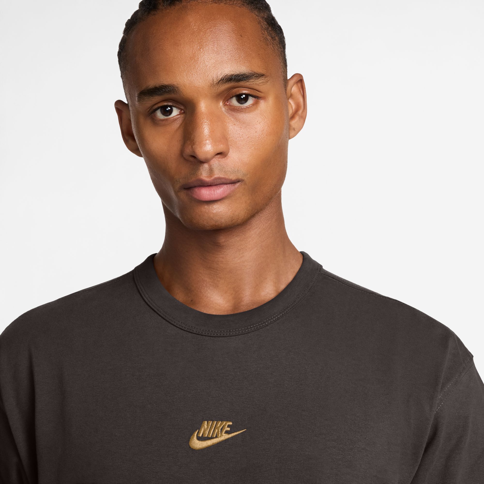 Nike Sportswear Premium Essentials image number 2