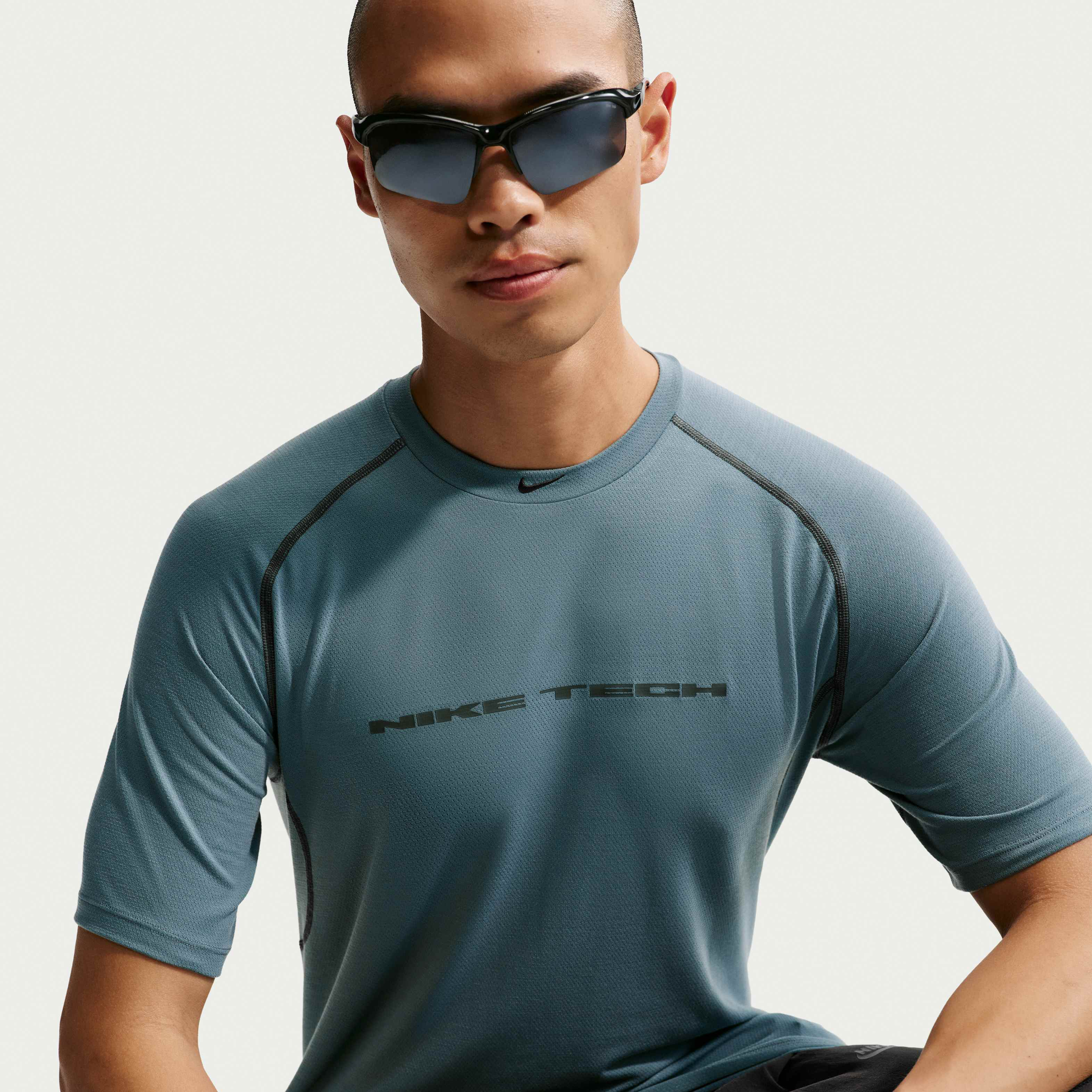 Nike Tech image number 0