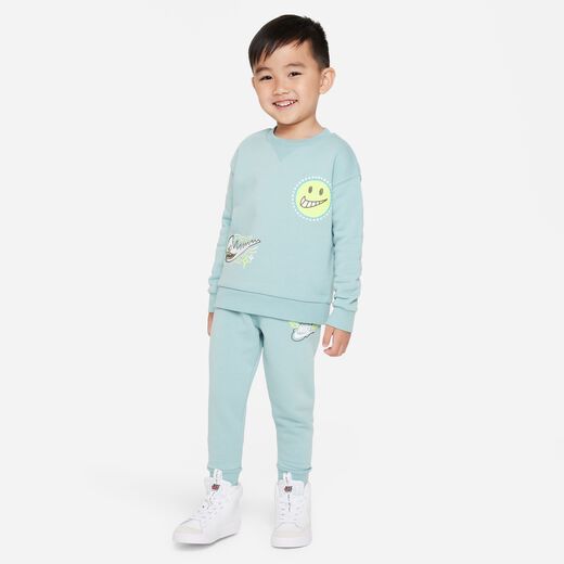 Boys nike clothing sale outlet