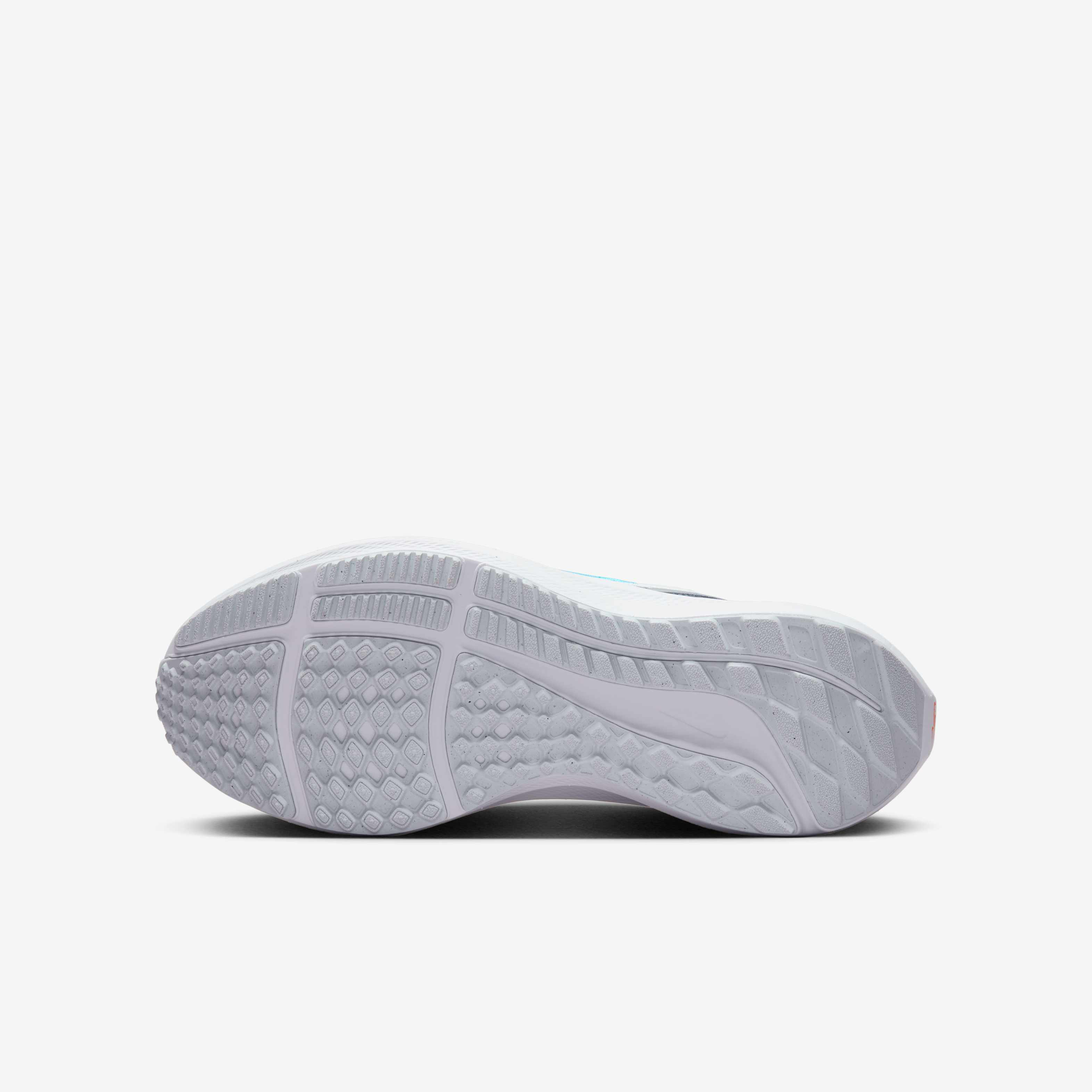 اير زووم بيجاسوس 40 PR image number 1