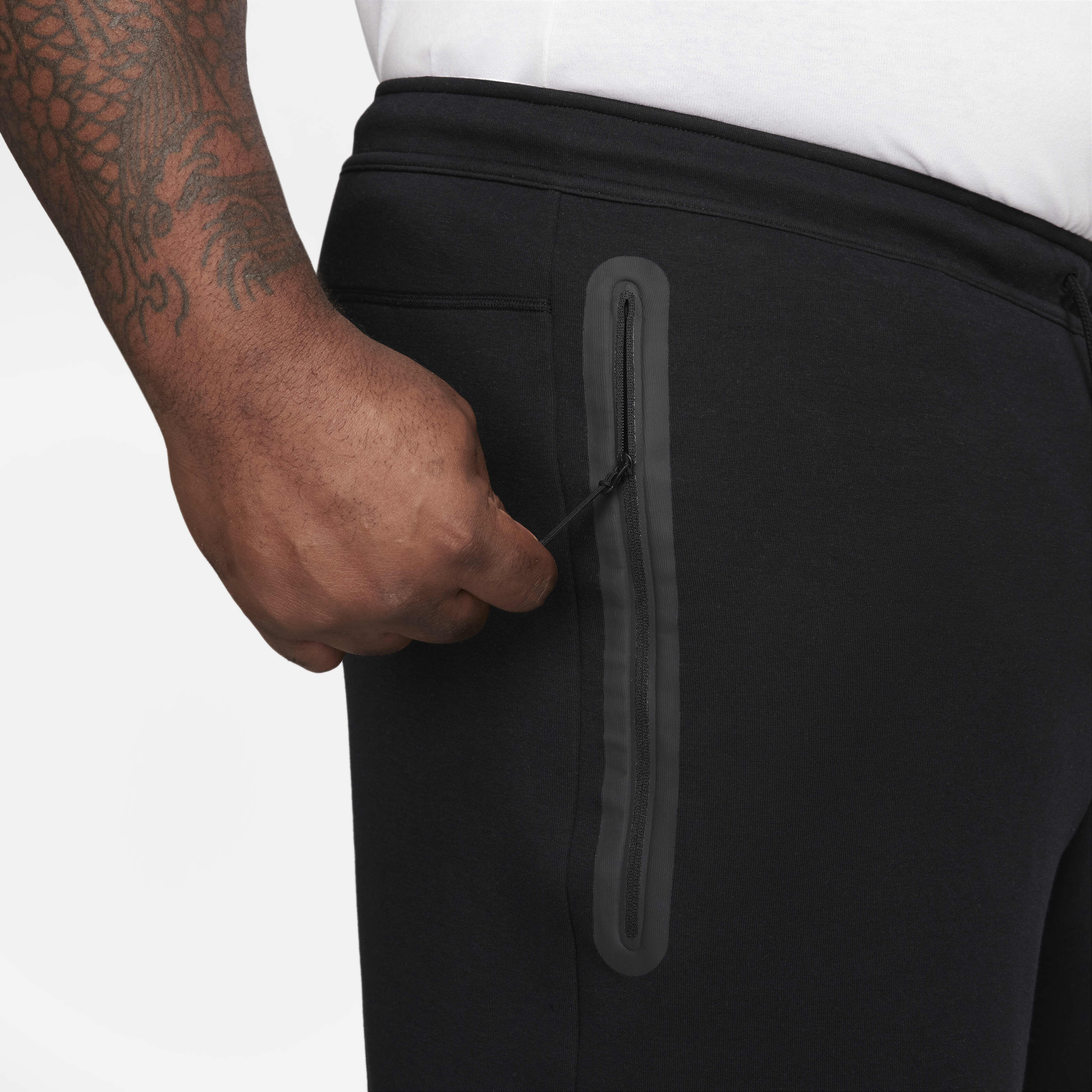 Nike Sportswear Tech Fleece image number 15