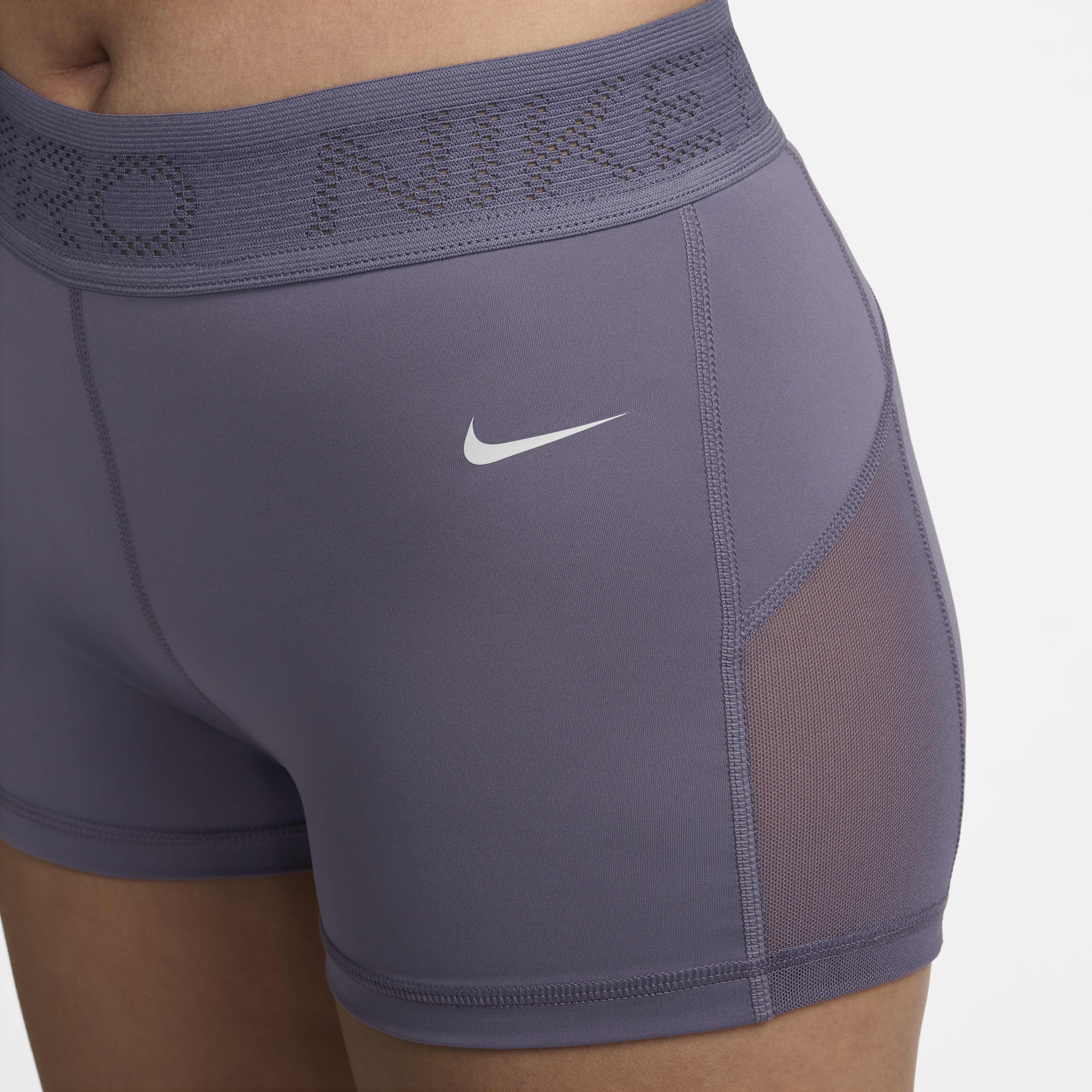 Nike Pro image number 3