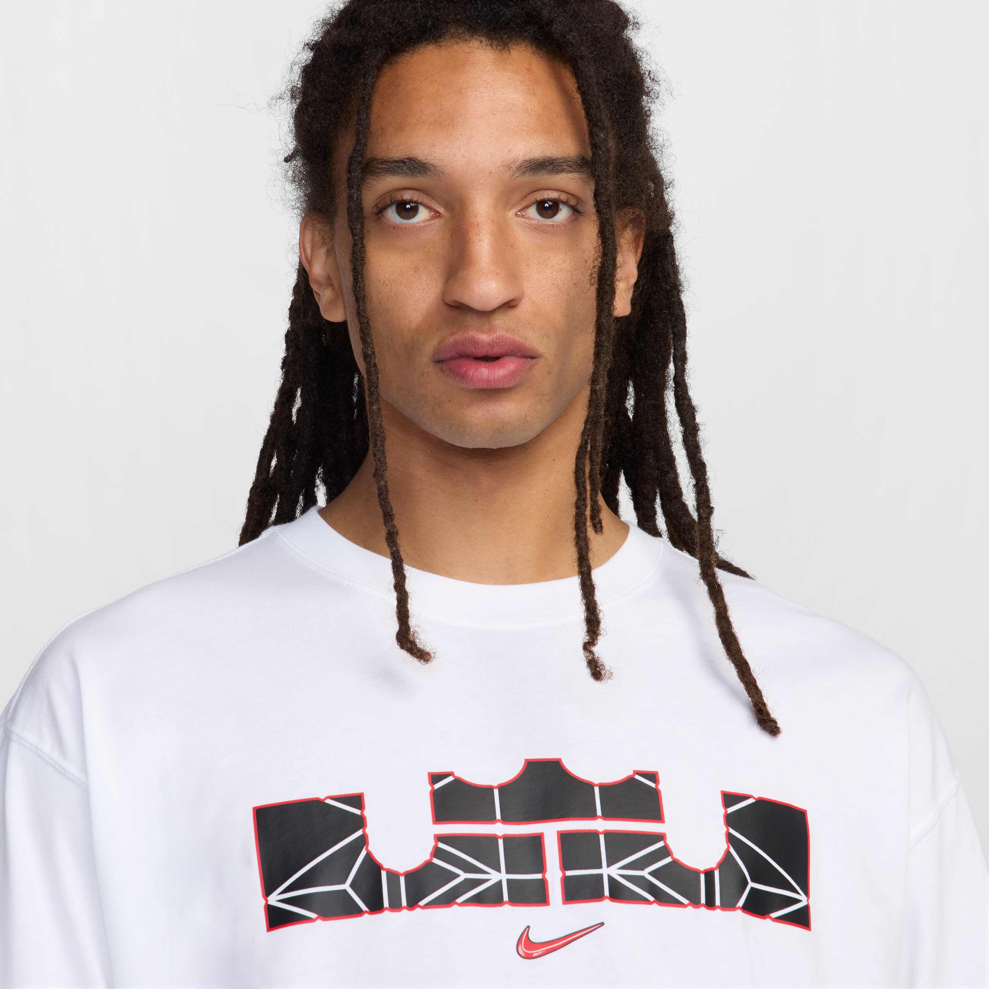 LeBron image number 2