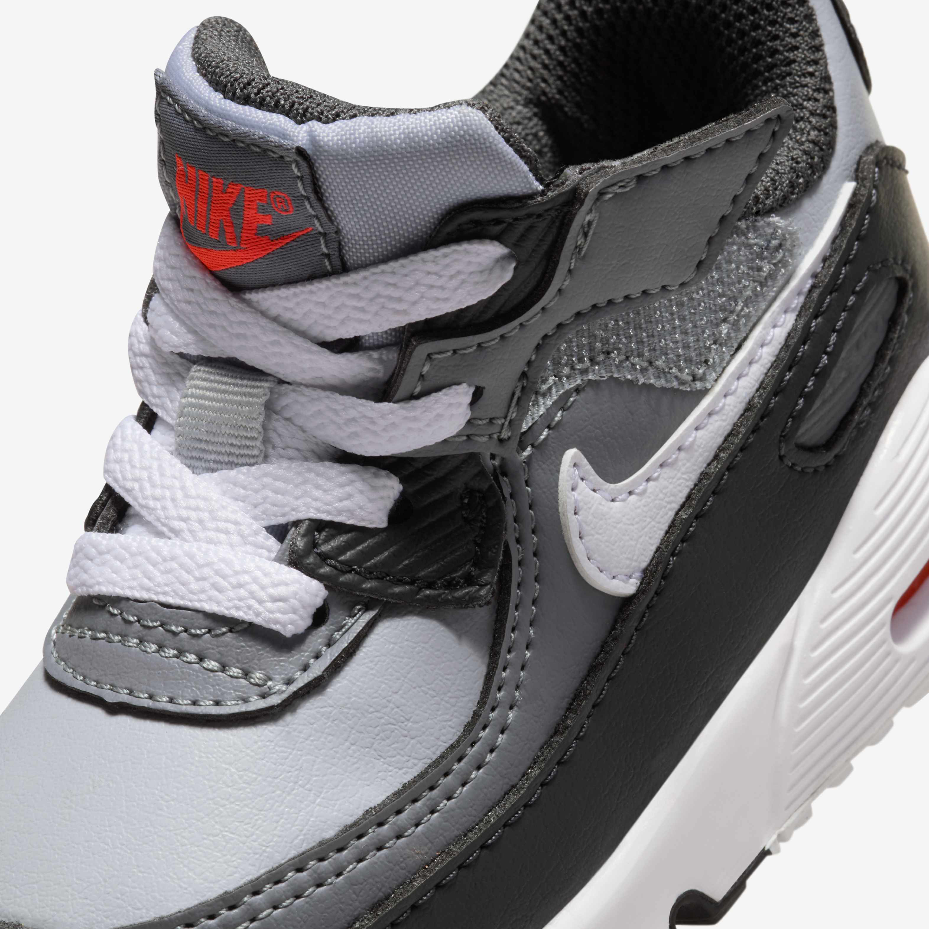 Nike Air Max 90 EasyOn image number 6