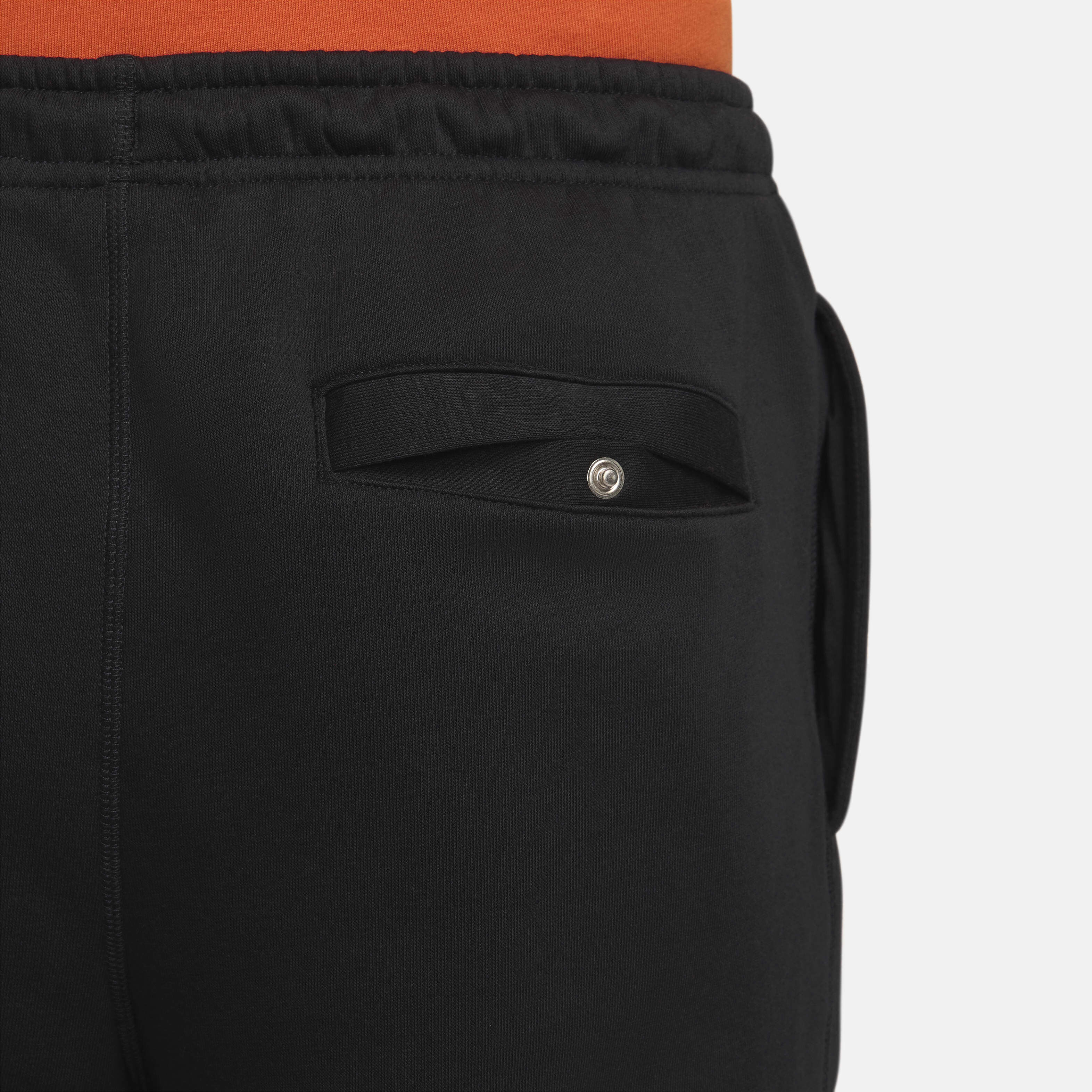 Buy Nike Club Fleece Men s Fleece Joggers Nike UAE Official