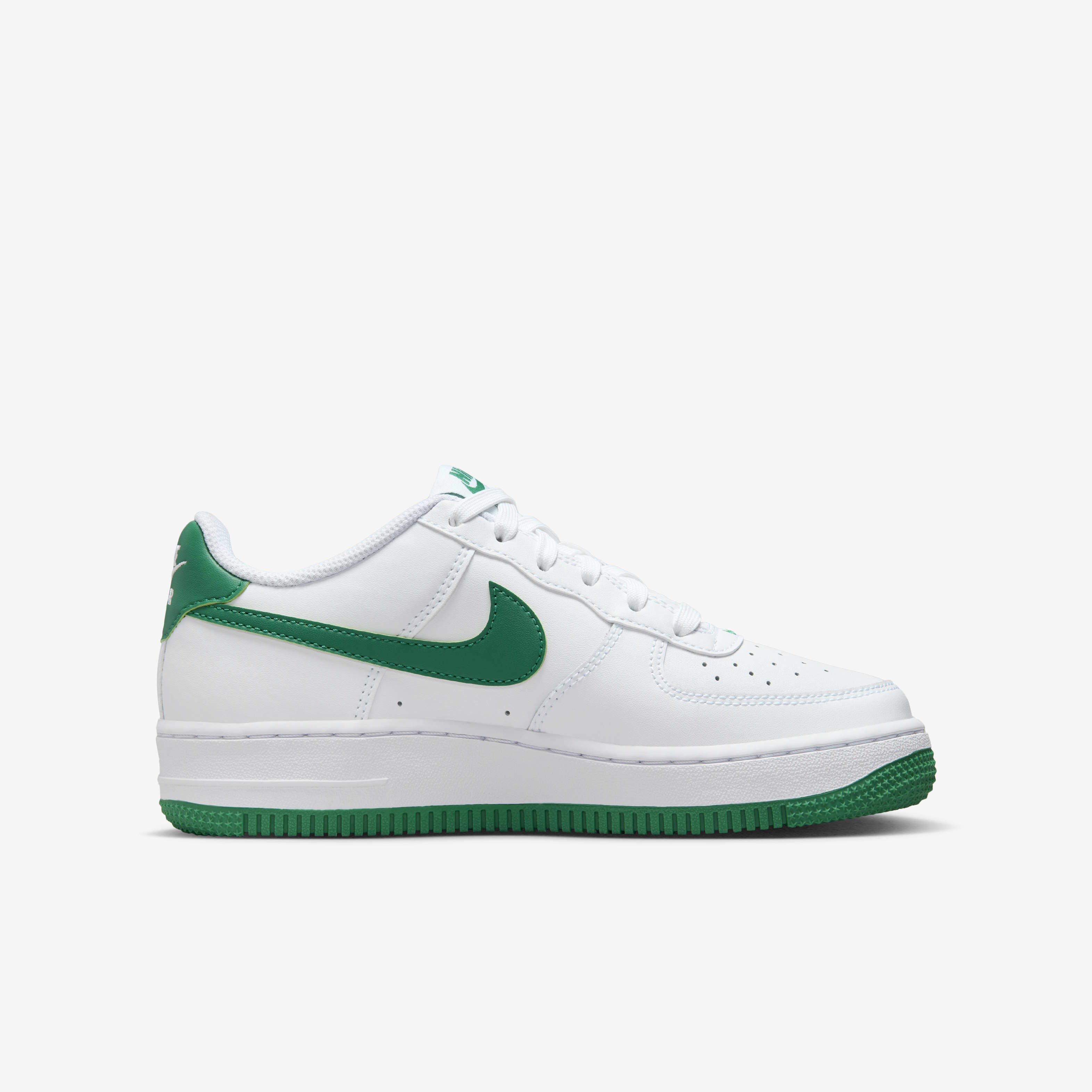 Nike Air Force 1 image number 2
