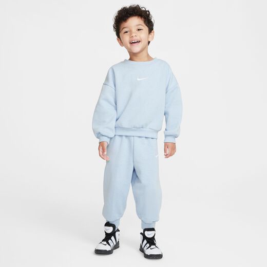 Boys nike clothes sale deals