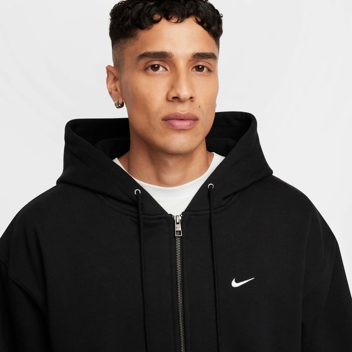 Nike Solo Swoosh image number 2 Nike Solo Swoosh image number 2