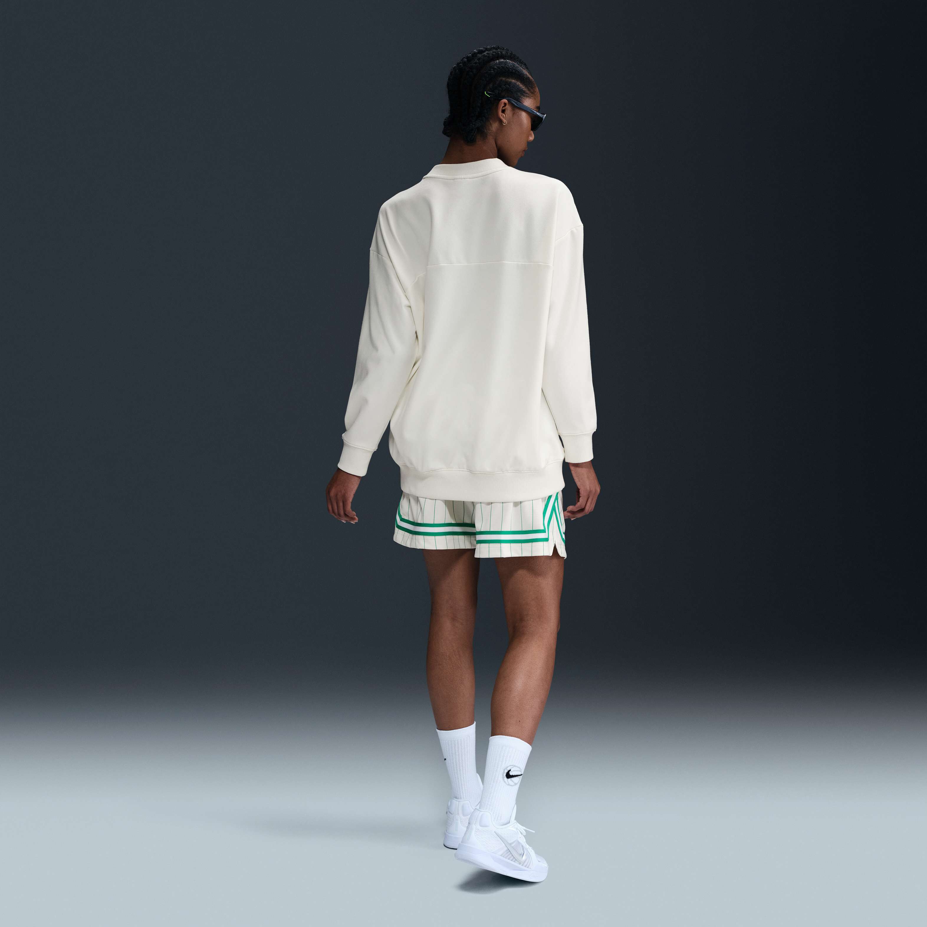 Nike Swoosh Fly image number 4