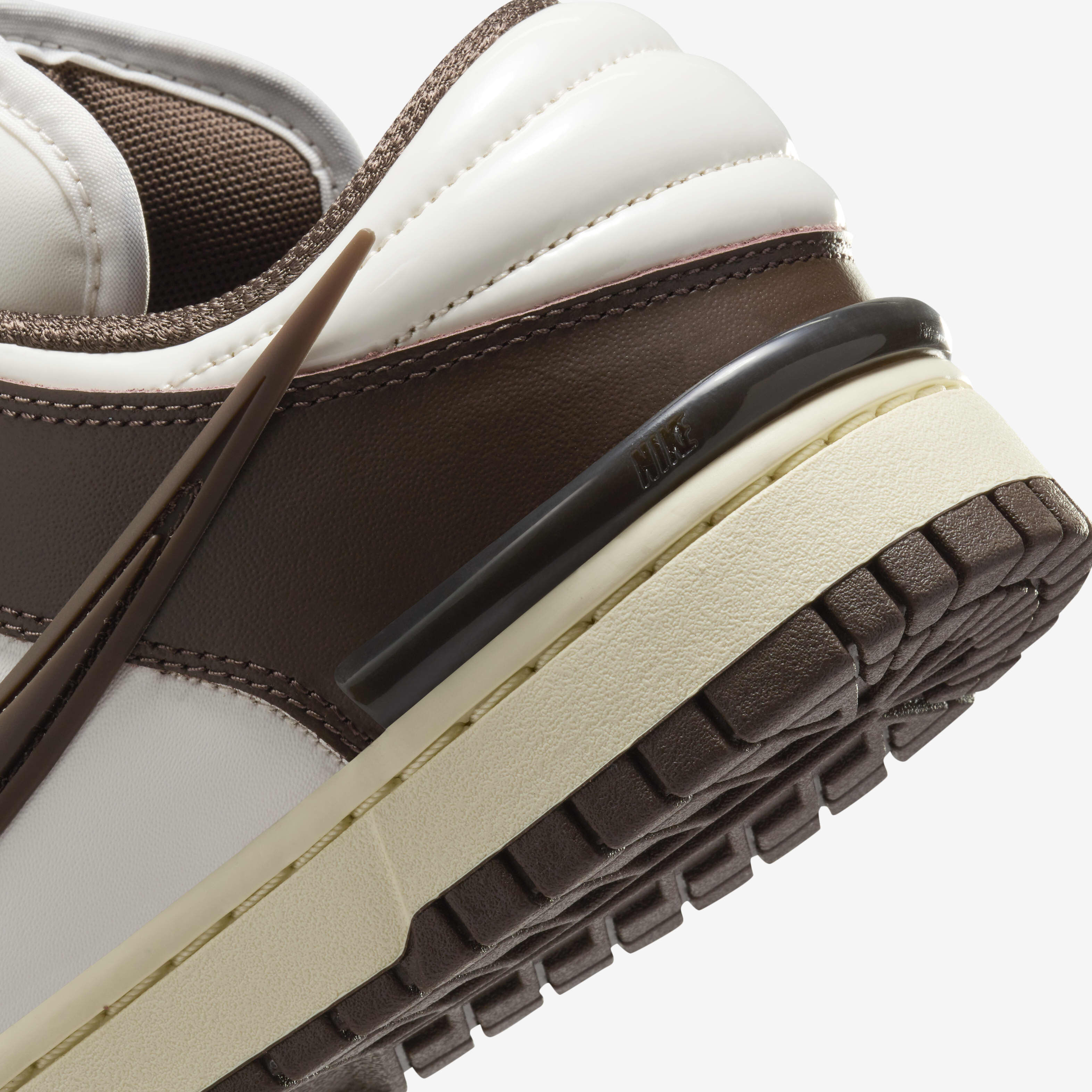 نايكي دانك لو تويست image number 7