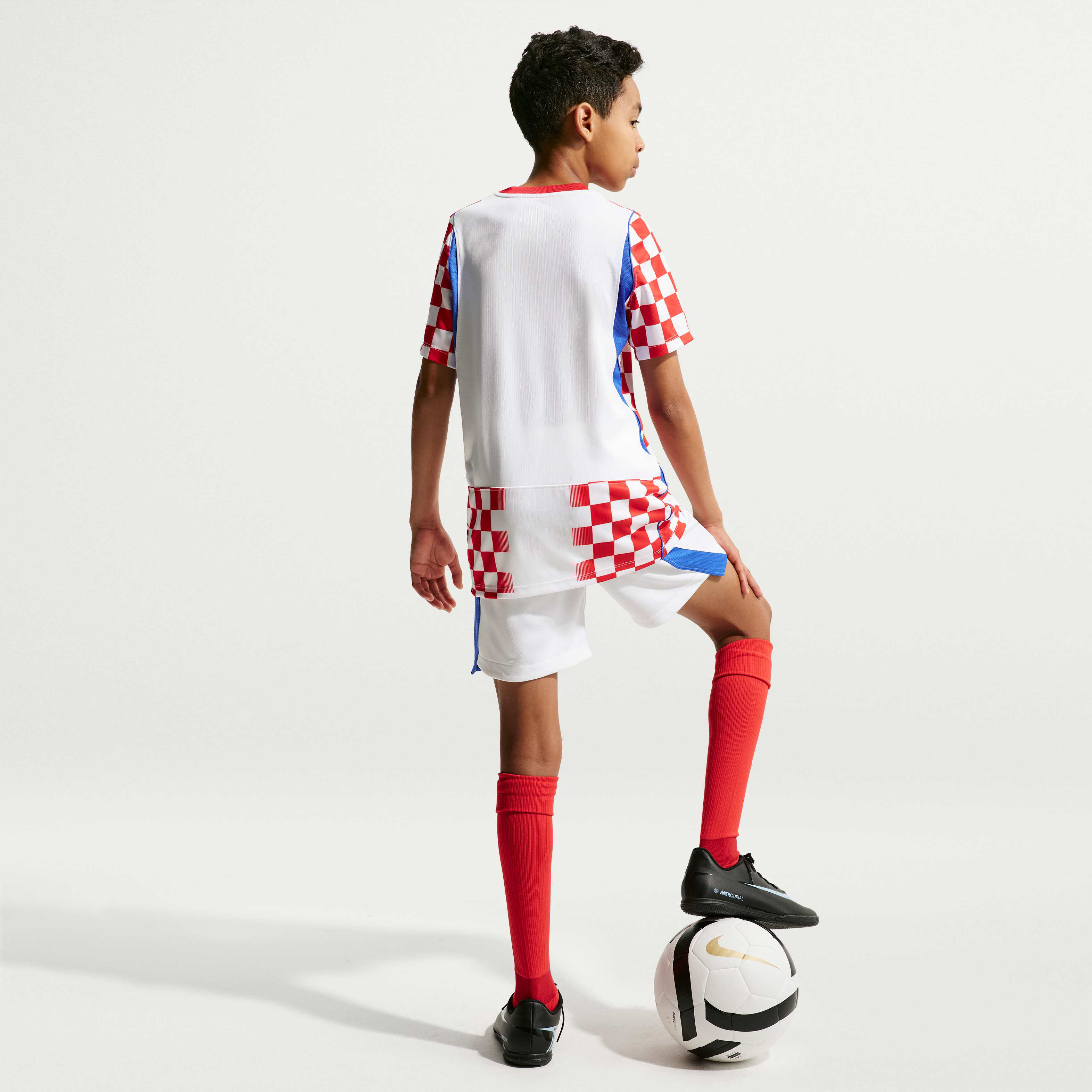 كرواتيا 2026/27 image number 4
