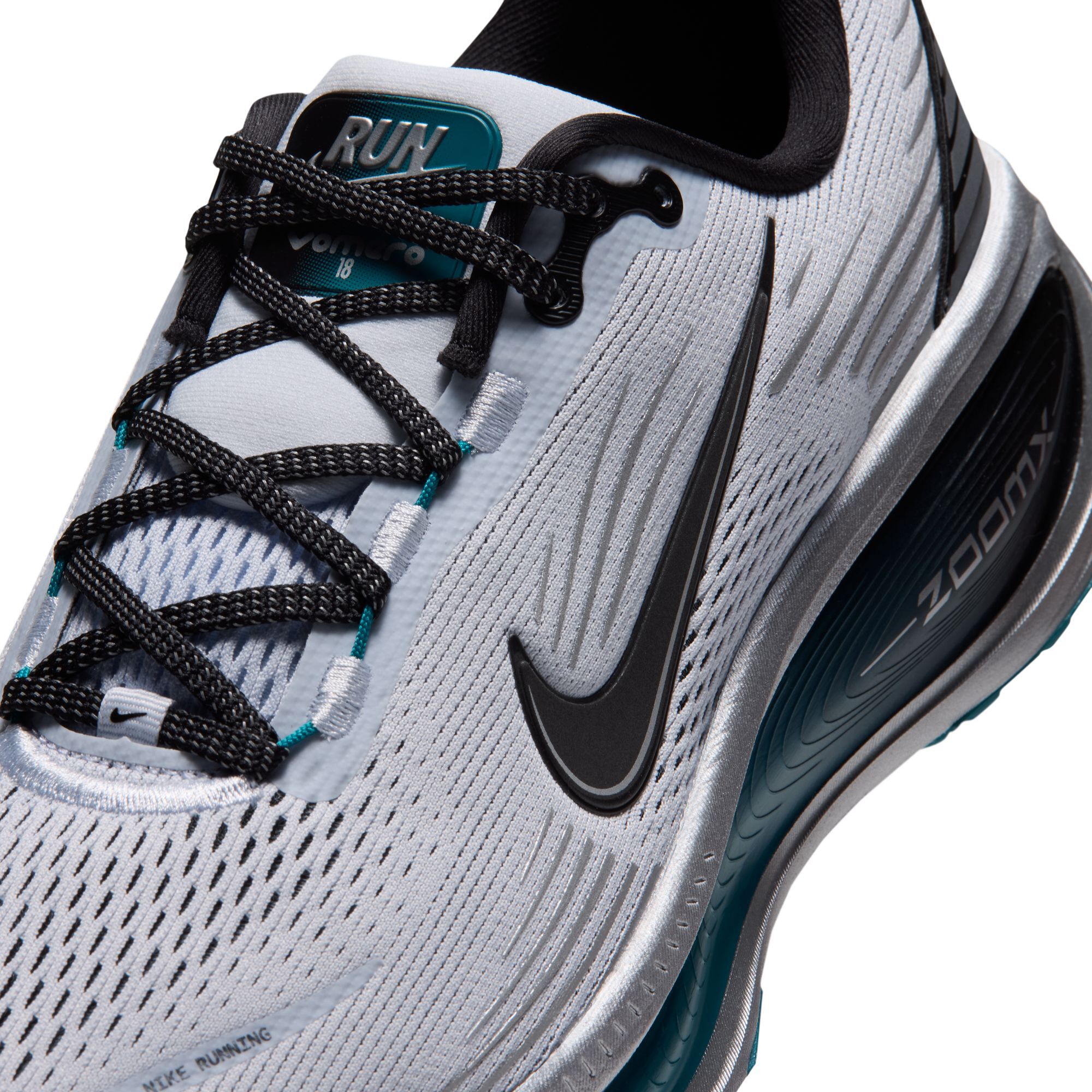 Nike Vomero 18  image number 9