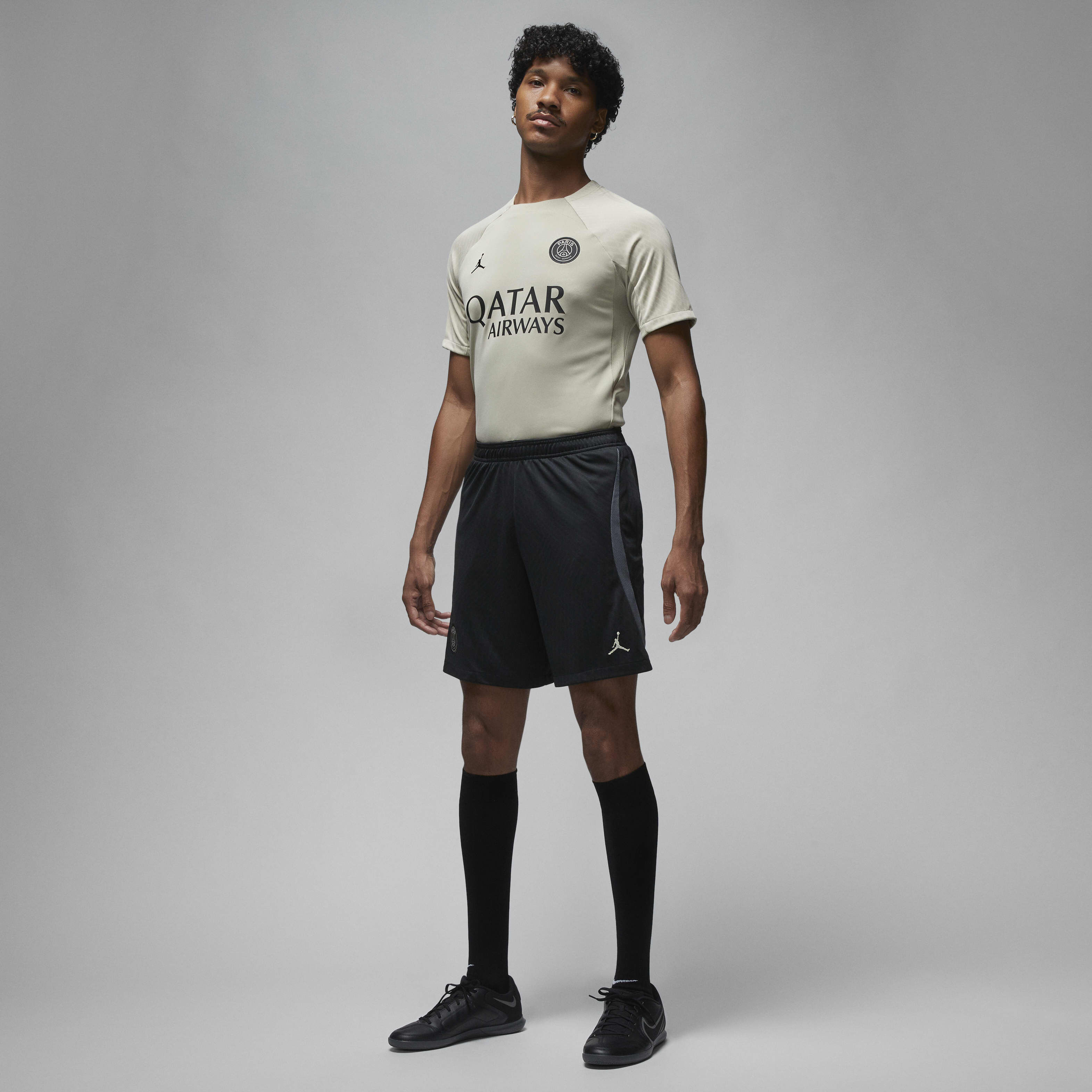 باريس سان جيرمان سترايك البديل image number 7