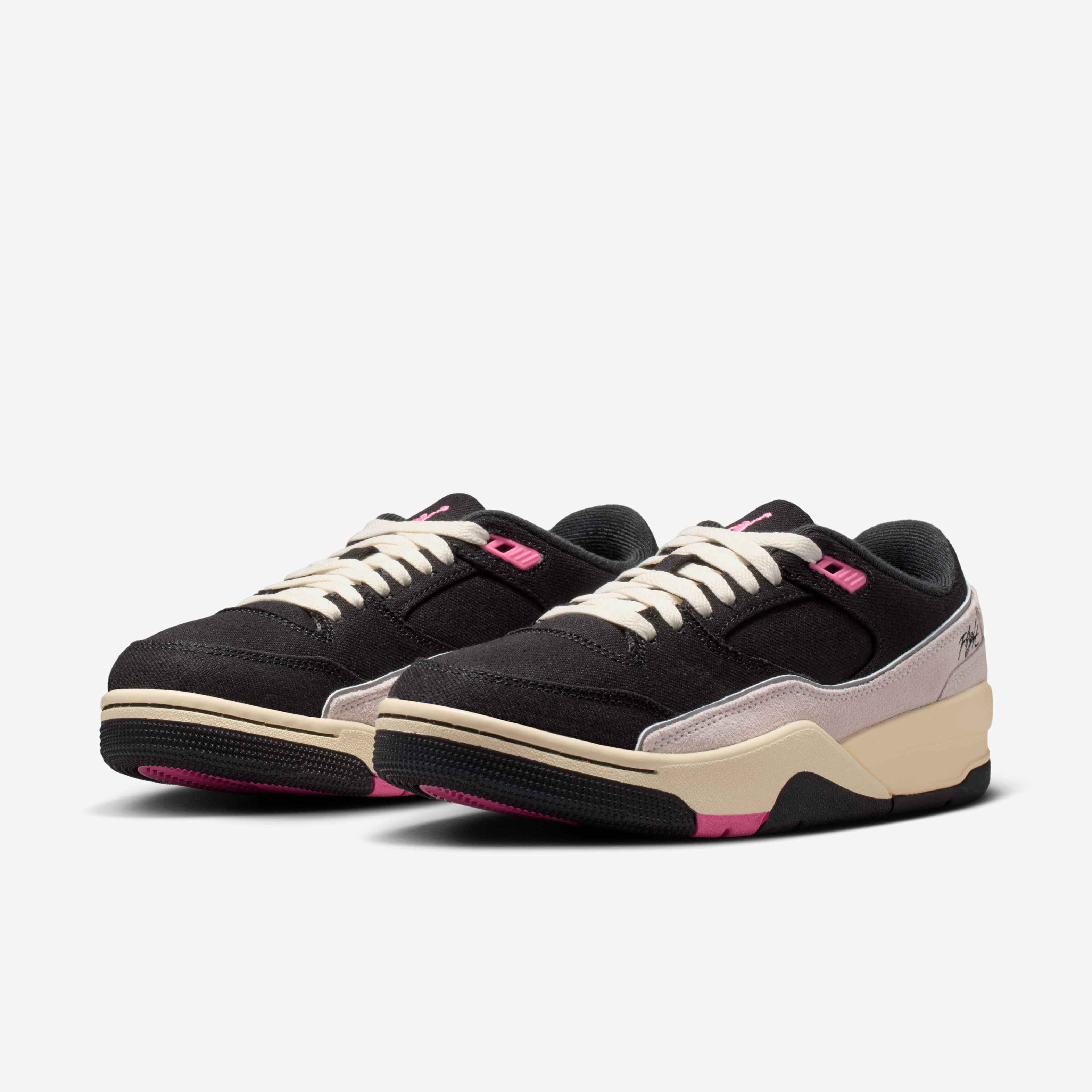 Jordan Flight Court SE image number 4