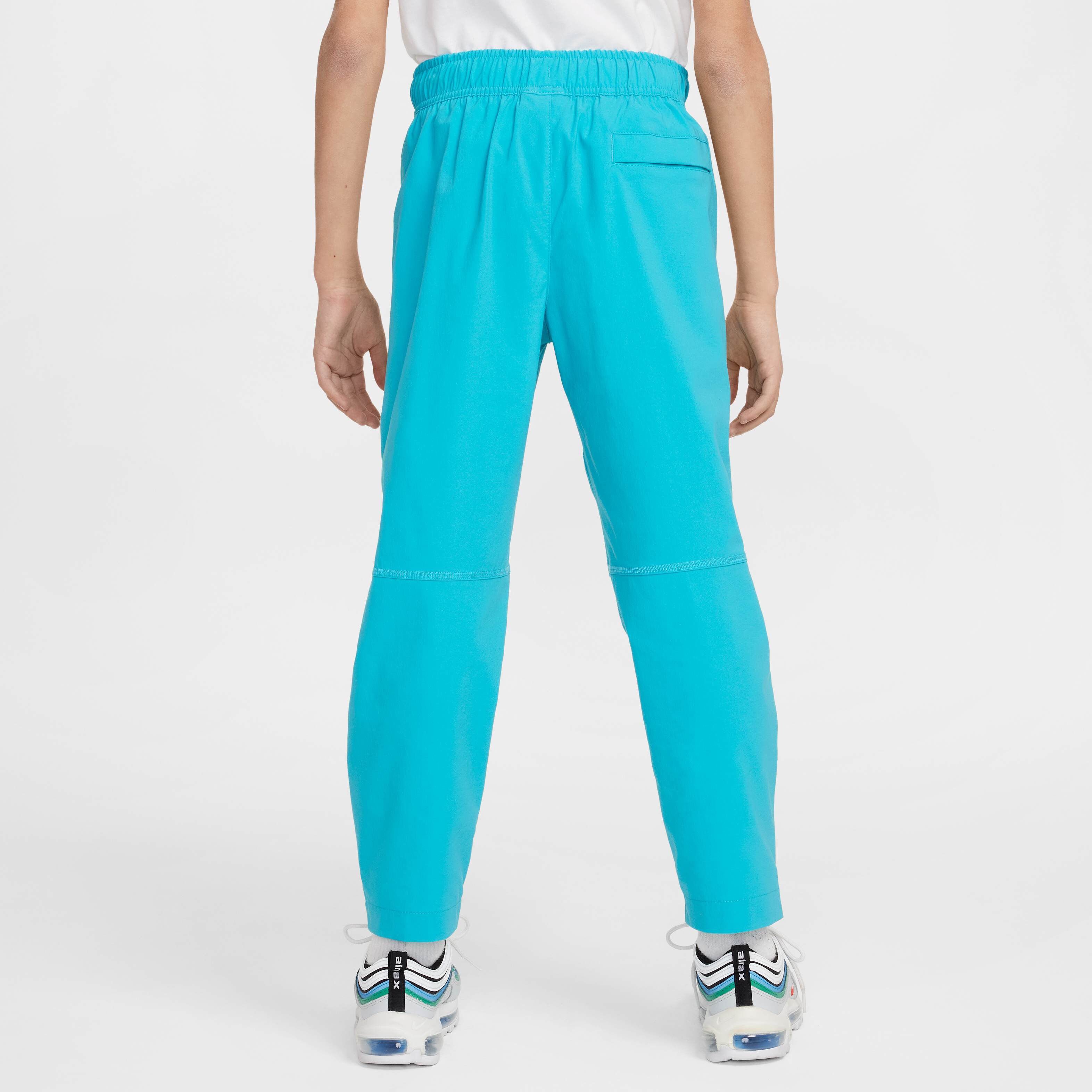 نايكي تك image number 1