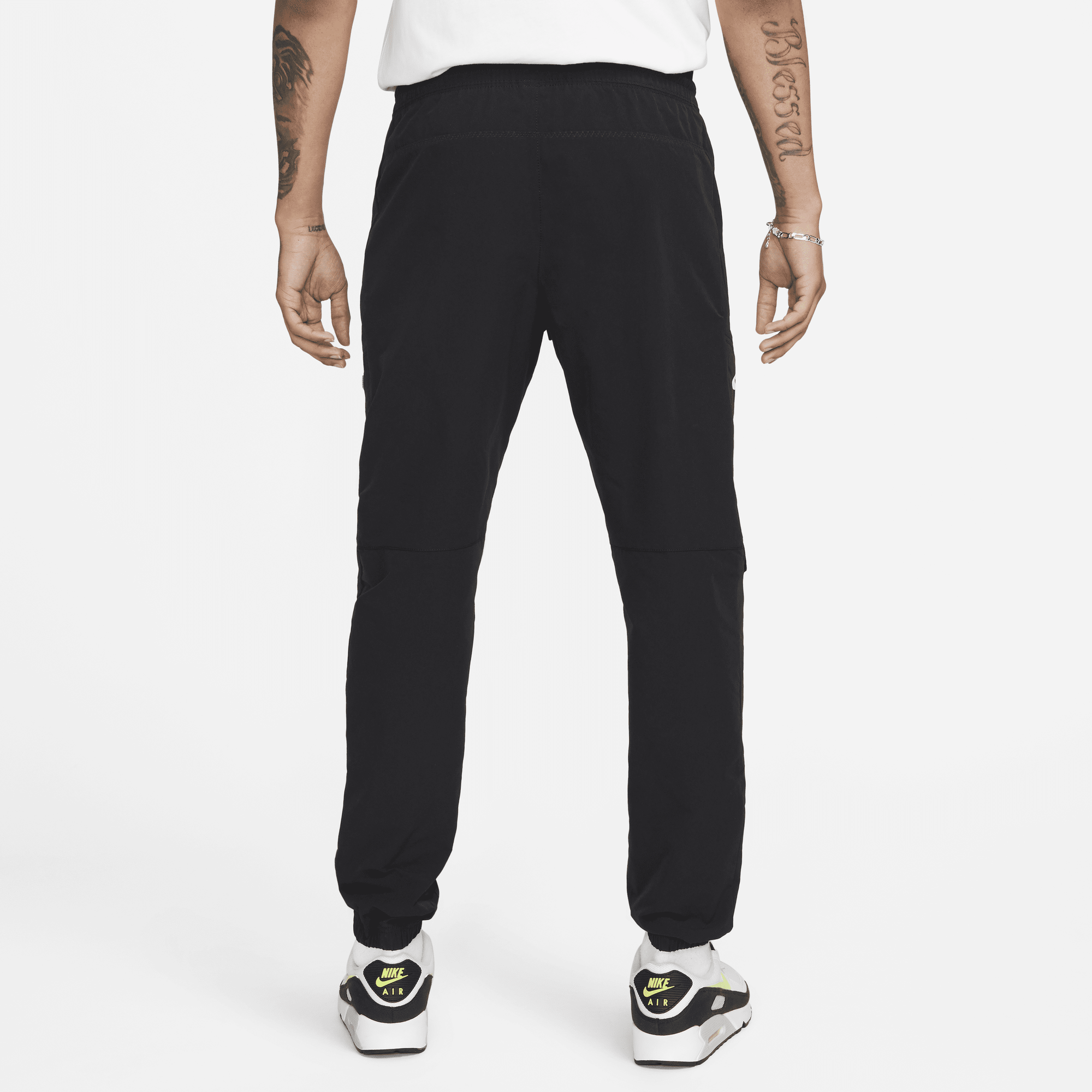 mens nike cargo trousers